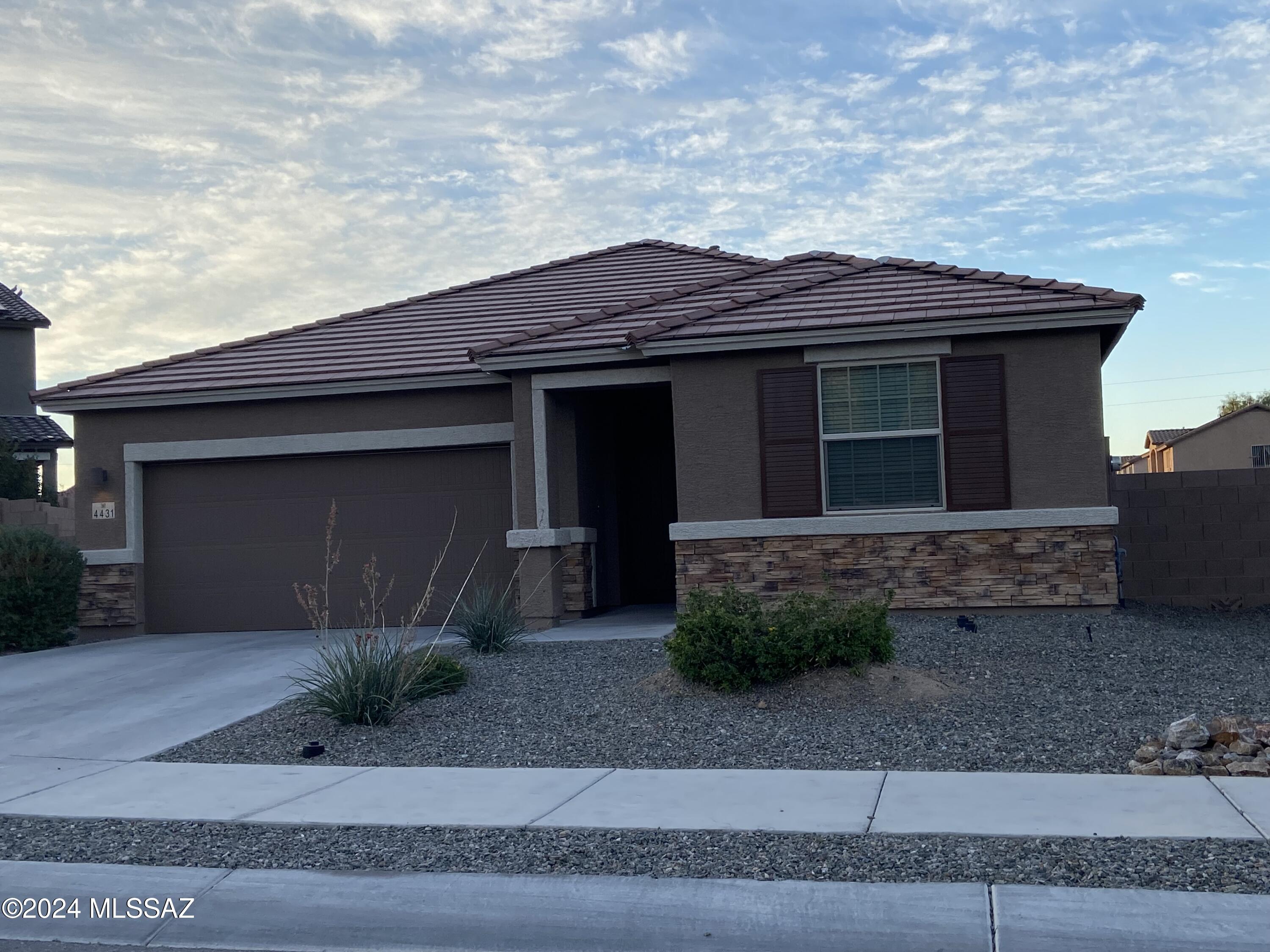 Rancho Cascabel - Residential Lease
