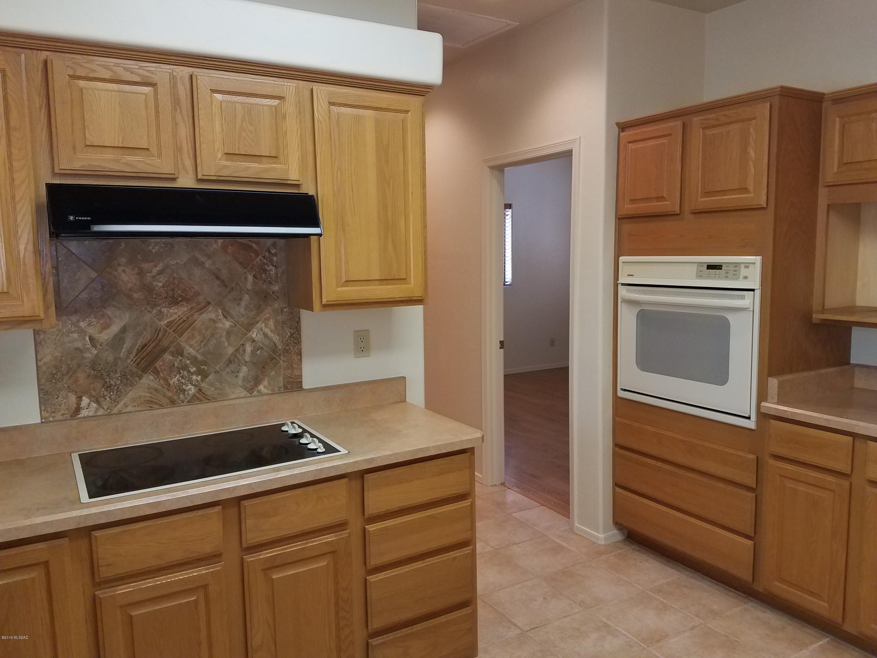 La Bella Vista (1-80) - Residential