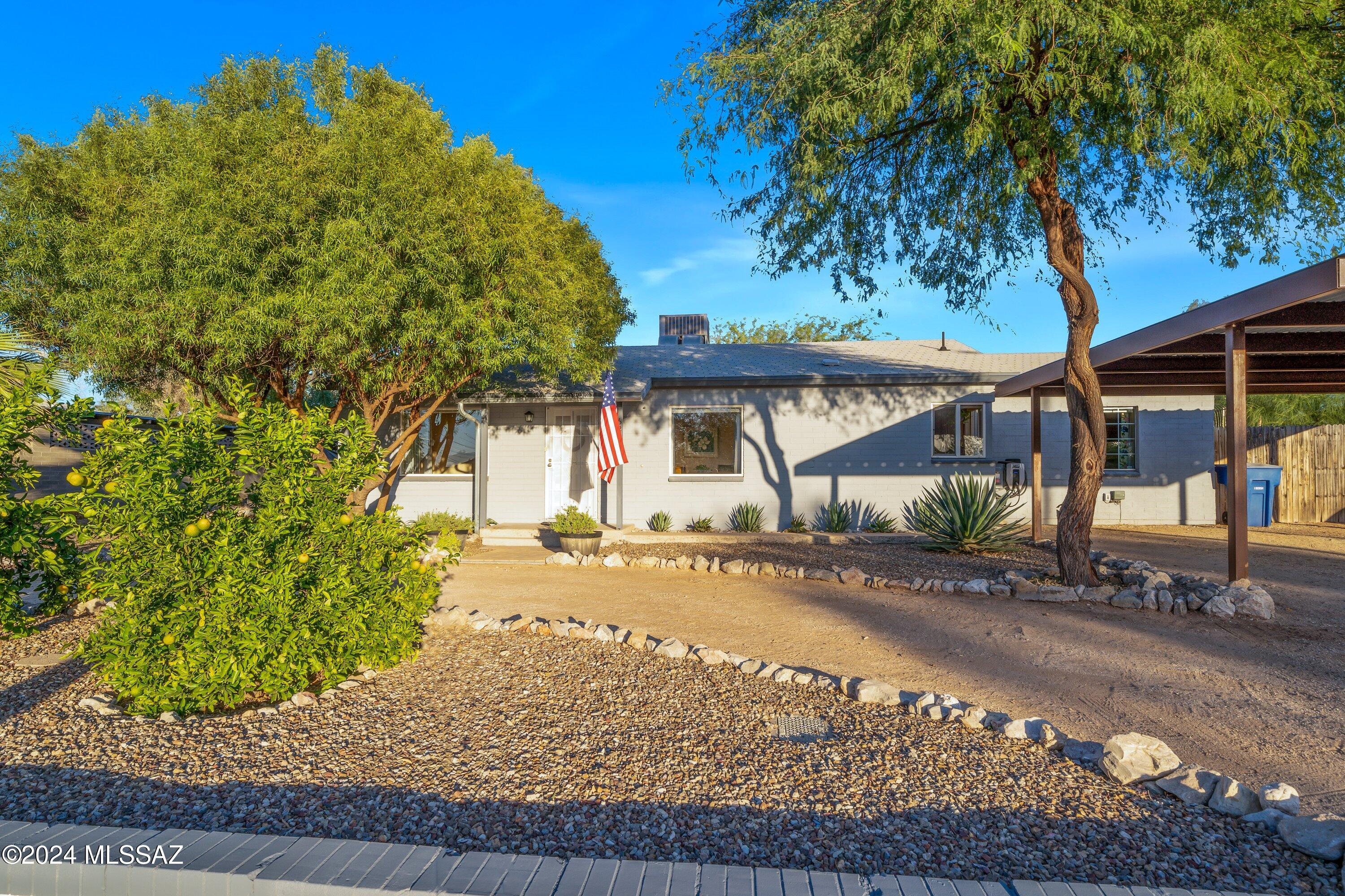 Del Monte Village - Residential