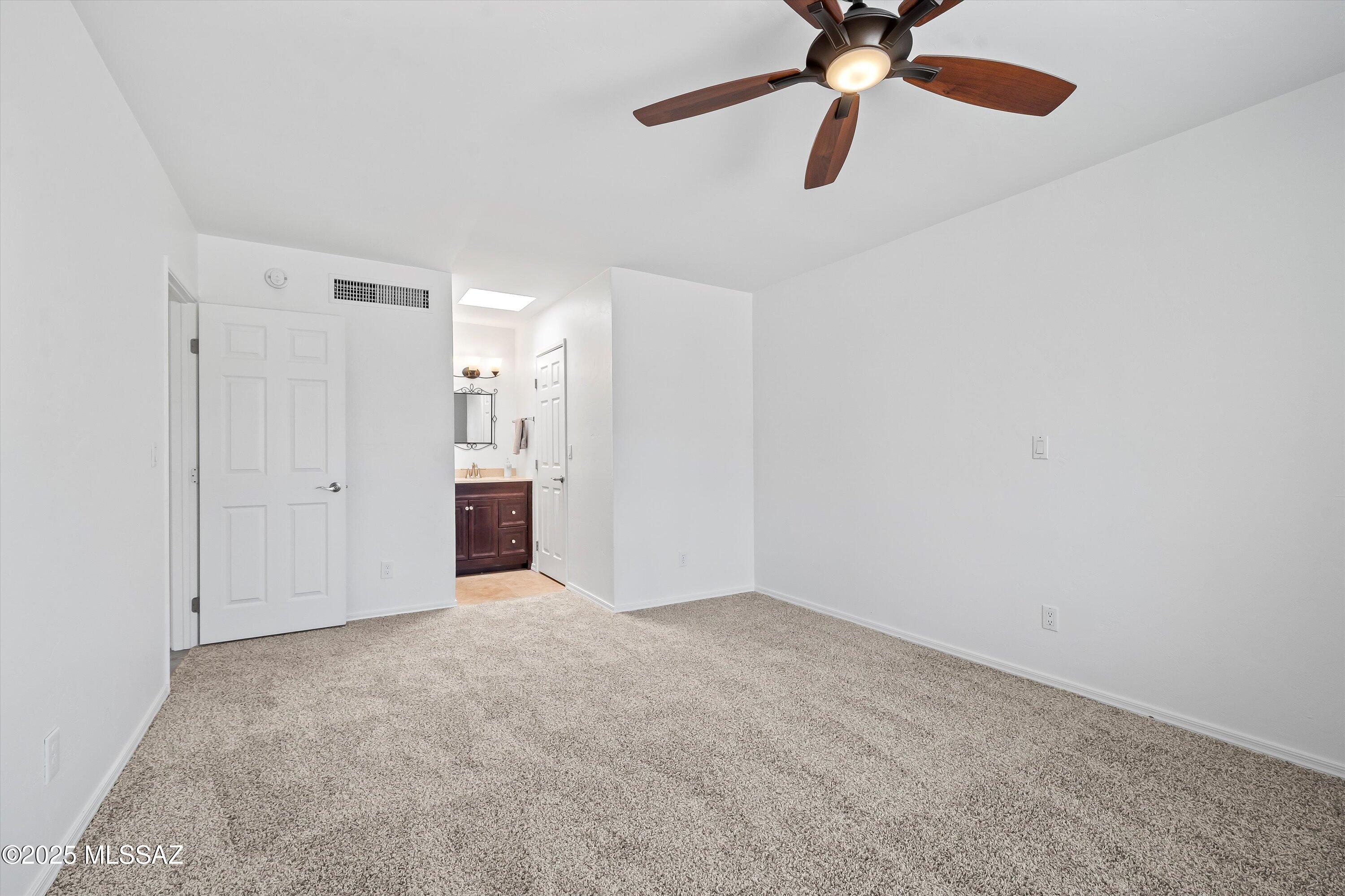 Cloverleaf Townhouses (1-63) - Residential