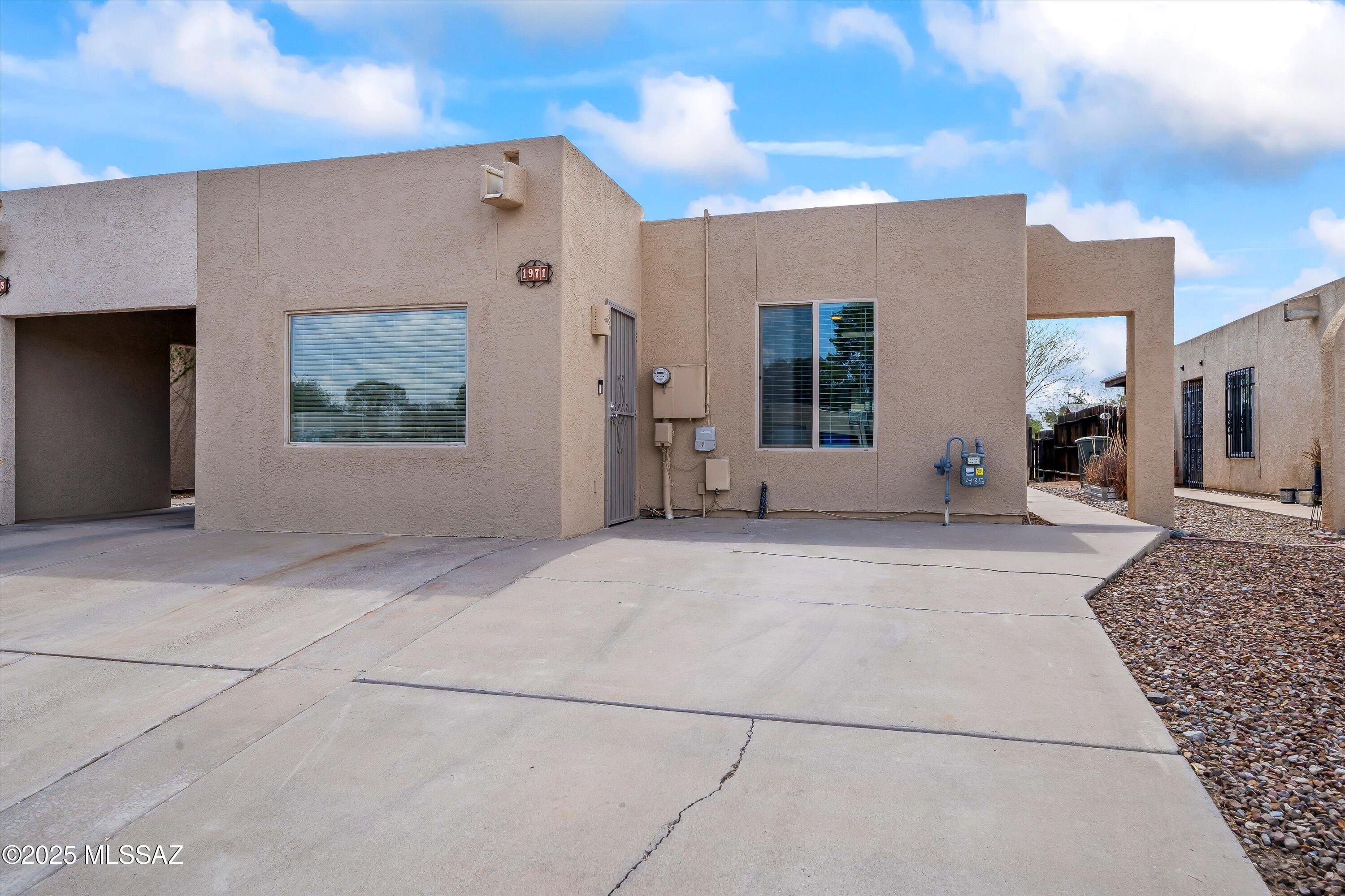 Cloverleaf Townhouses (1-63) - Residential