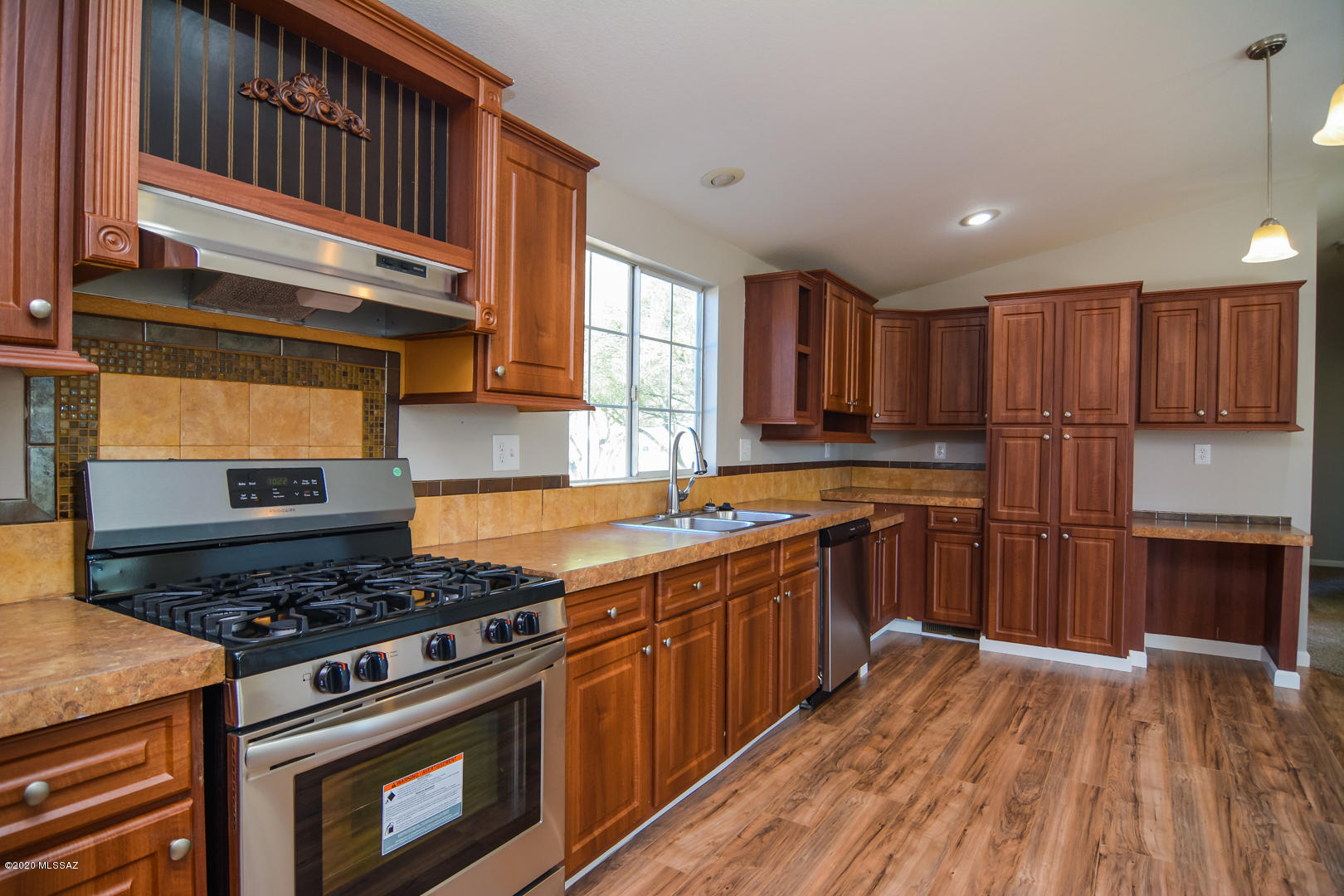 Paradise Estates (1-22) - Residential