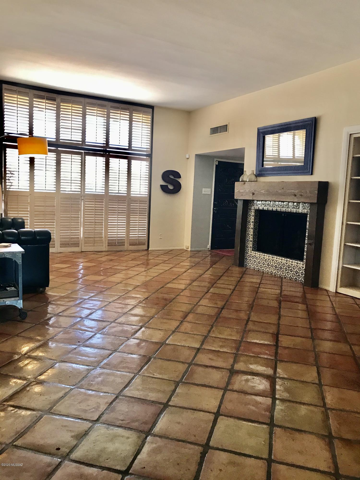 Country Club Estates NO. 1 - Residential