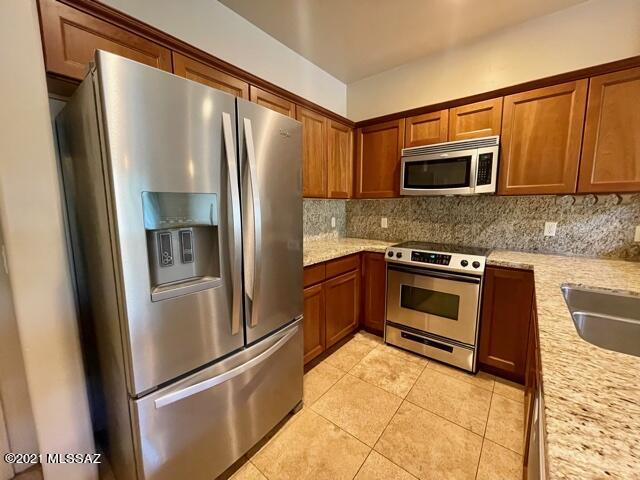 Unsubdivided - Residential Lease