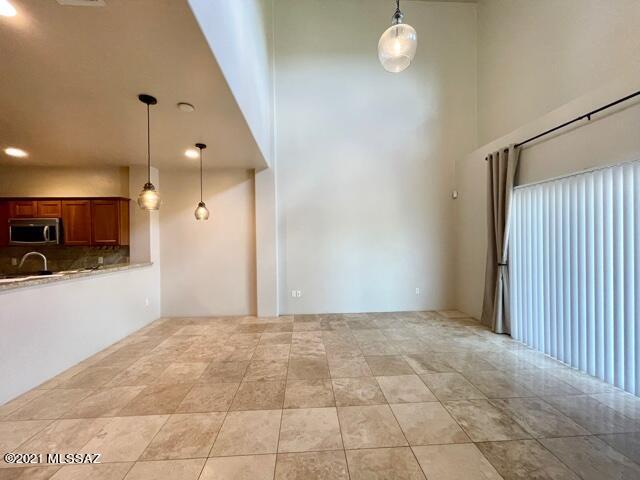 Unsubdivided - Residential Lease