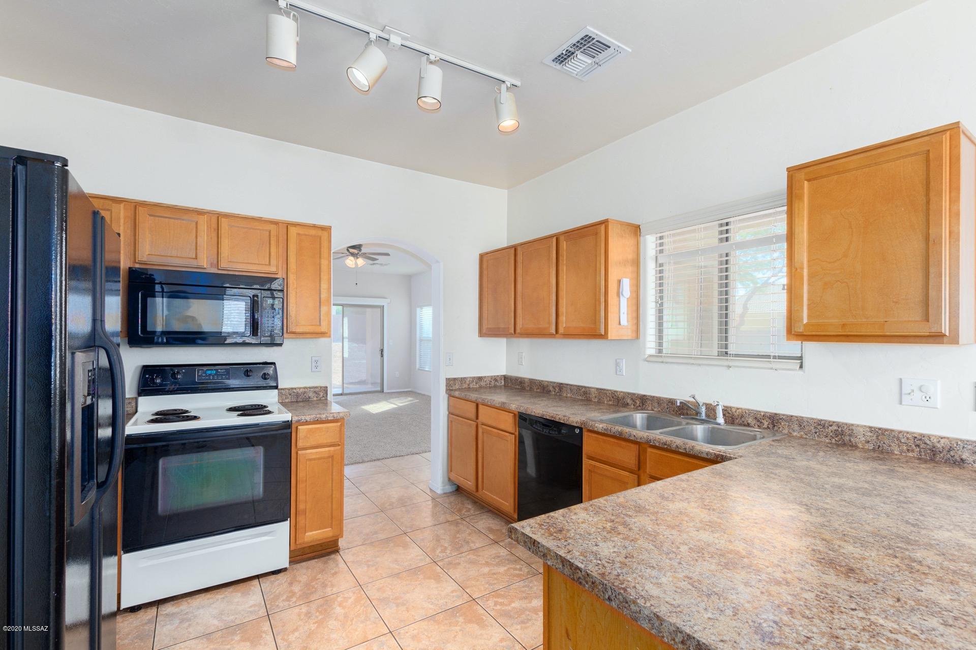 Gladden Farms BLK 2 - Residential