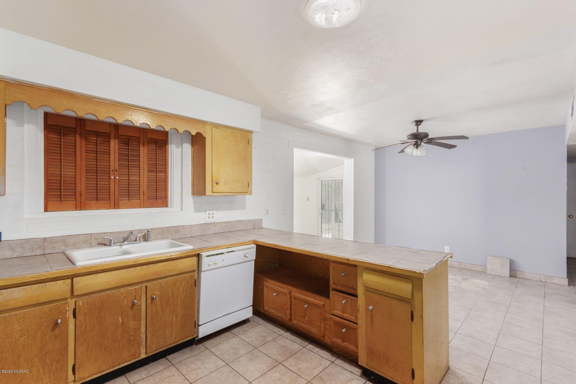 Warwick Village (1-228) - Residential