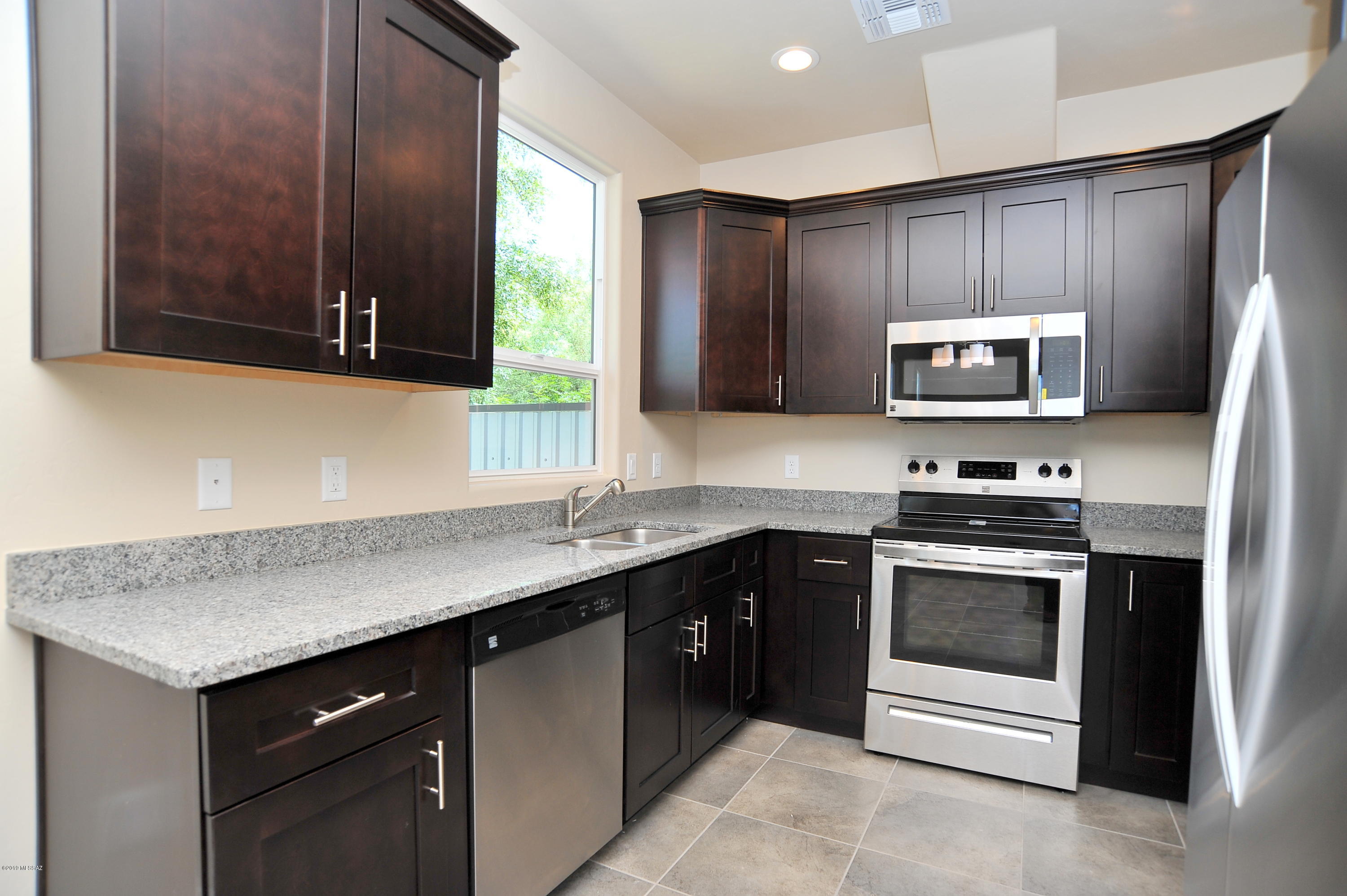Catalina Poultry Acres NO 2 - Residential Lease