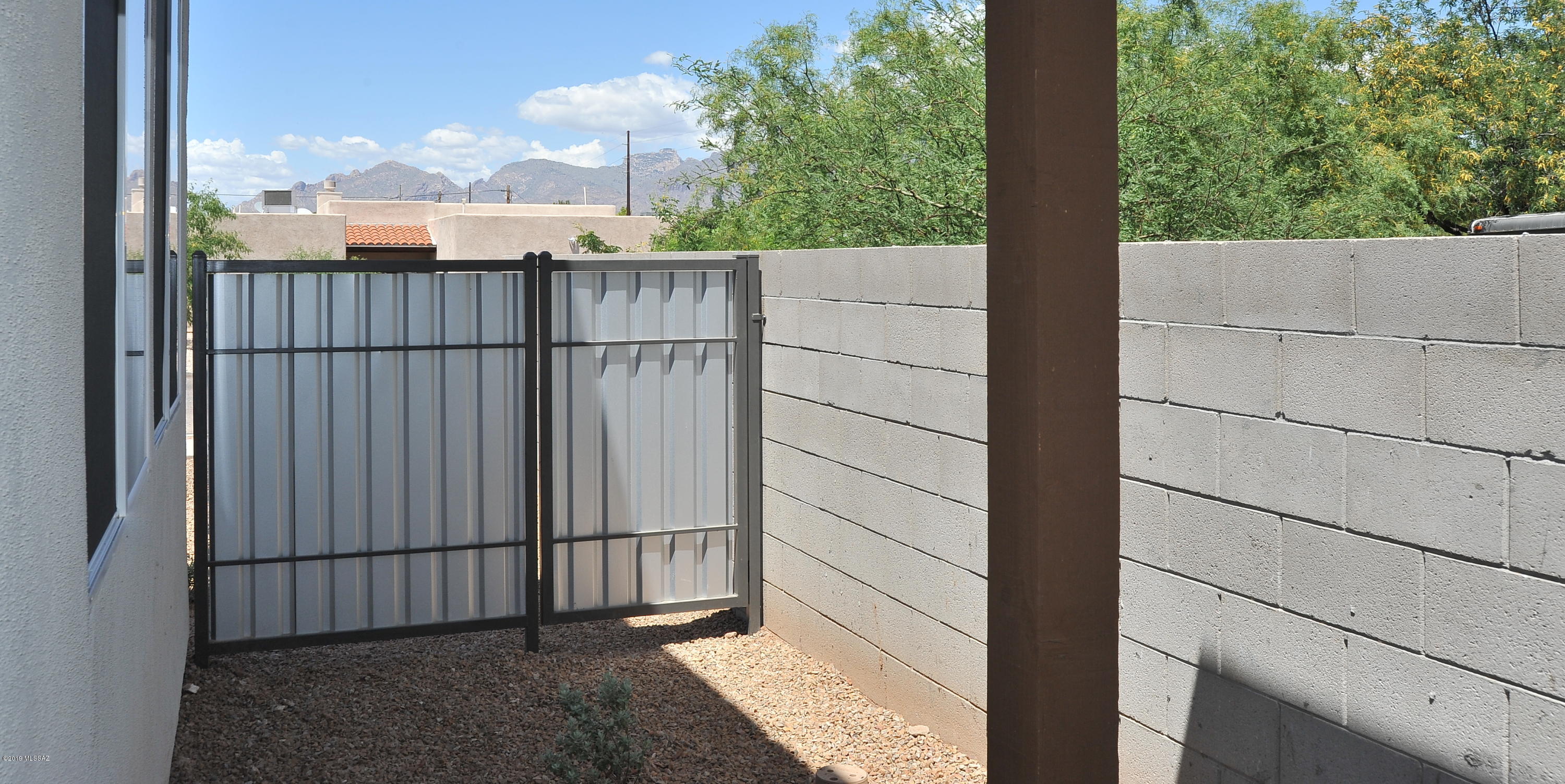 Catalina Poultry Acres NO 2 - Residential Lease