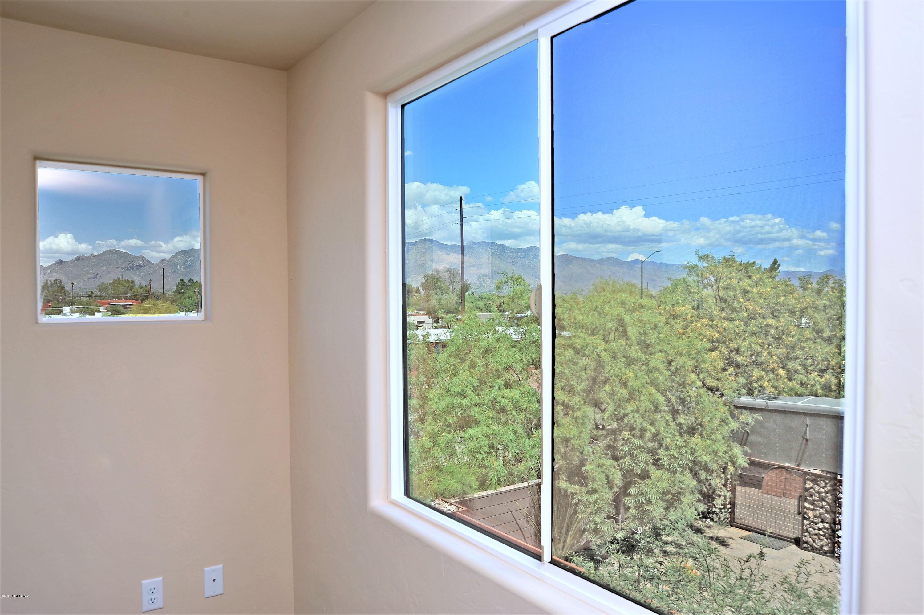 Catalina Poultry Acres NO 2 - Residential Lease
