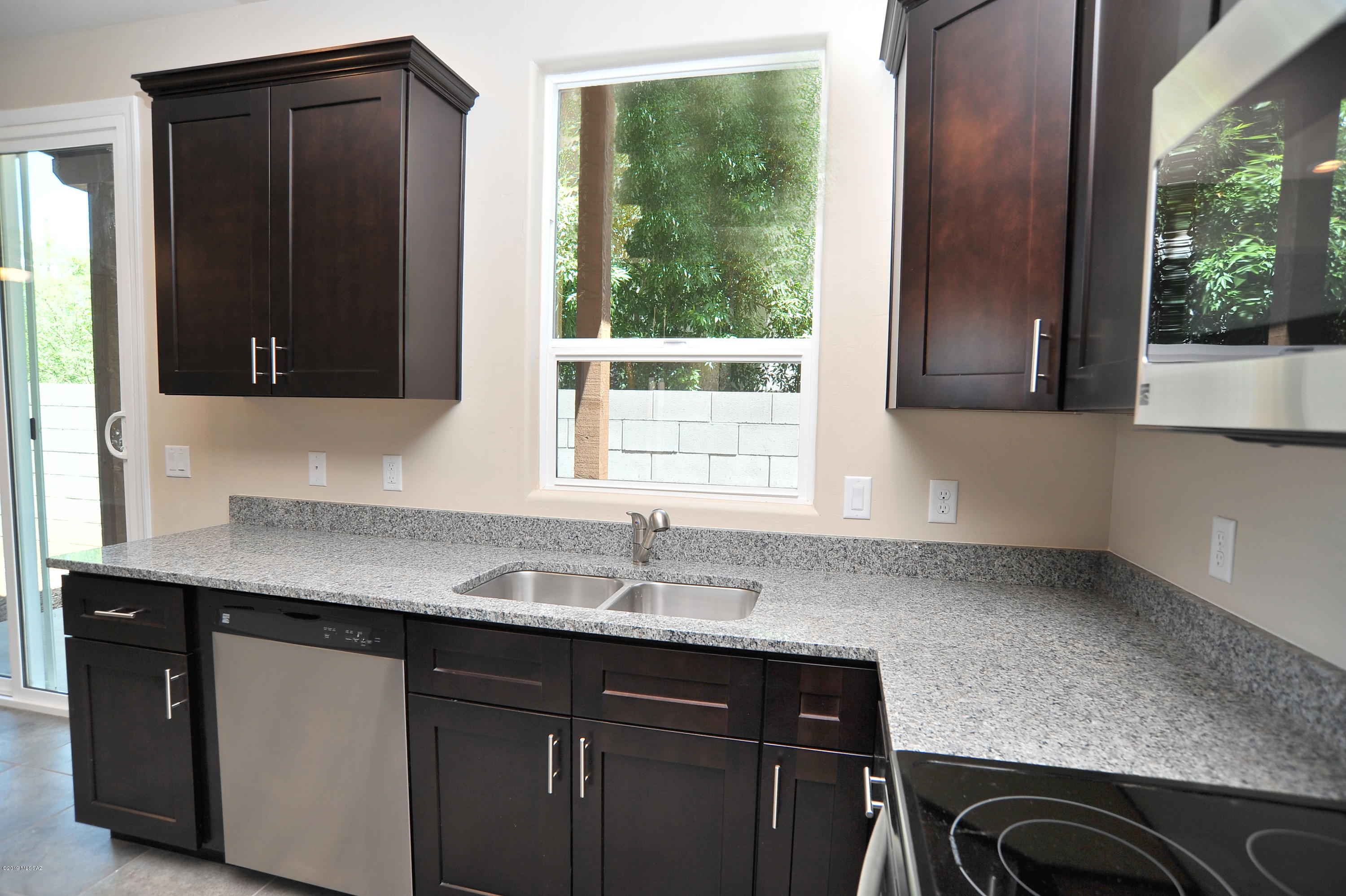 Catalina Poultry Acres NO 2 - Residential Lease