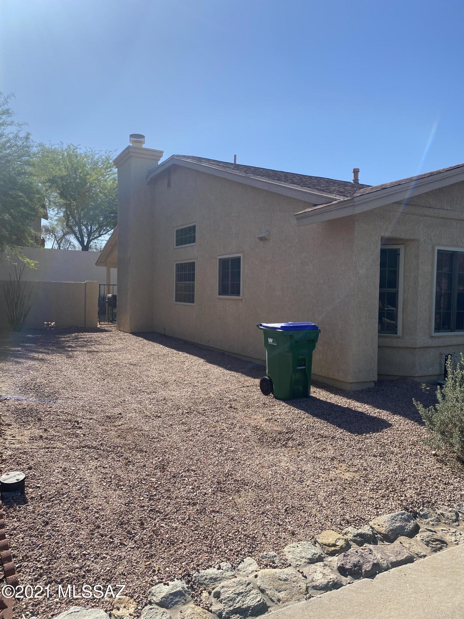 Country Highlands (1-180) - Residential