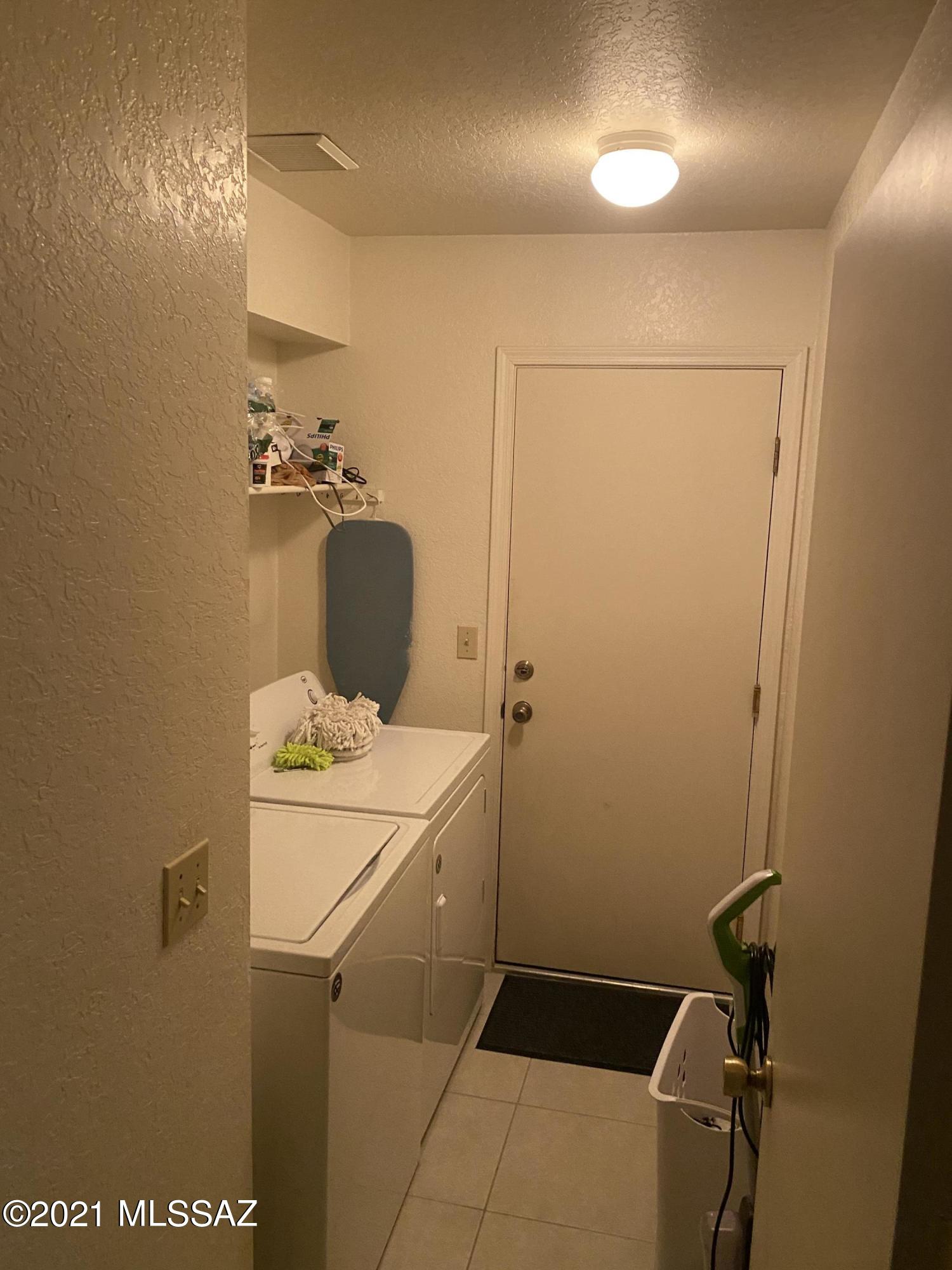 Country Highlands (1-180) - Residential