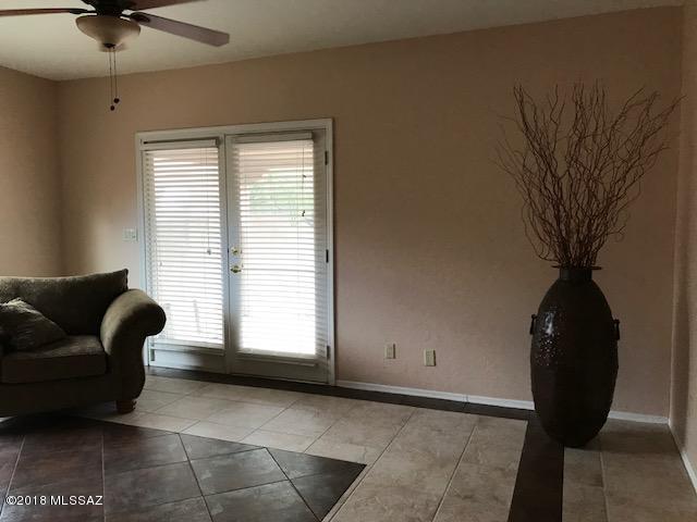 Casas Adobes Country Club Est. - Residential