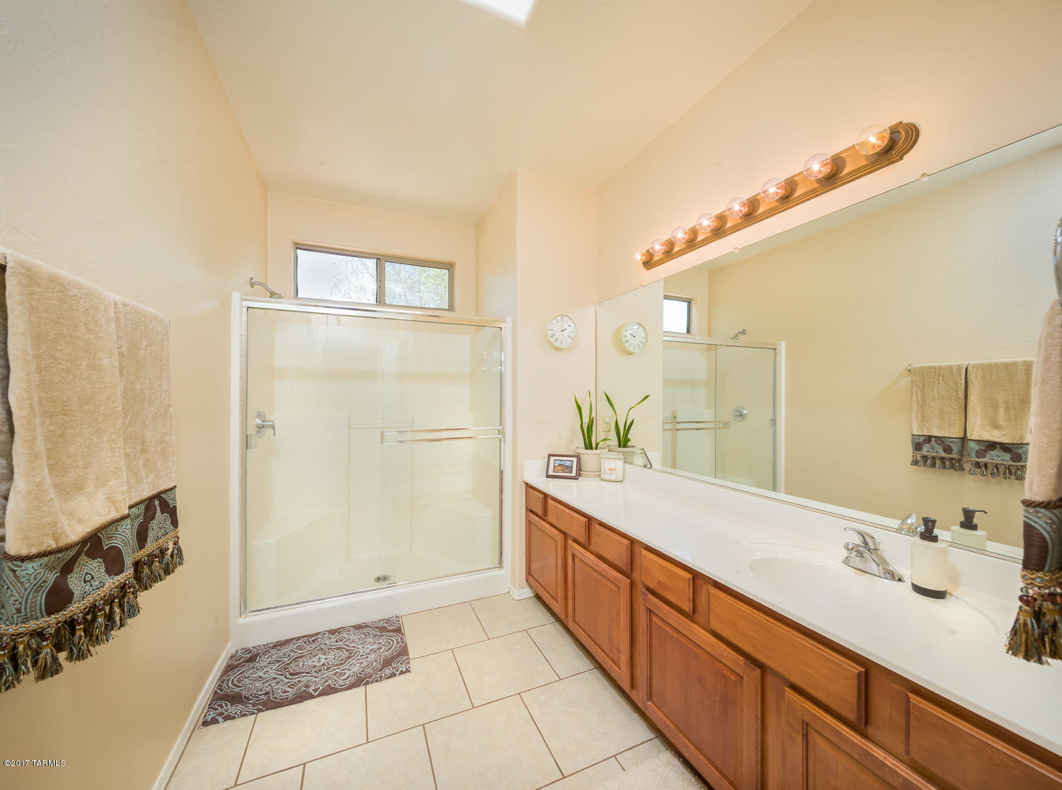 Marquette Place (1-44) - Residential