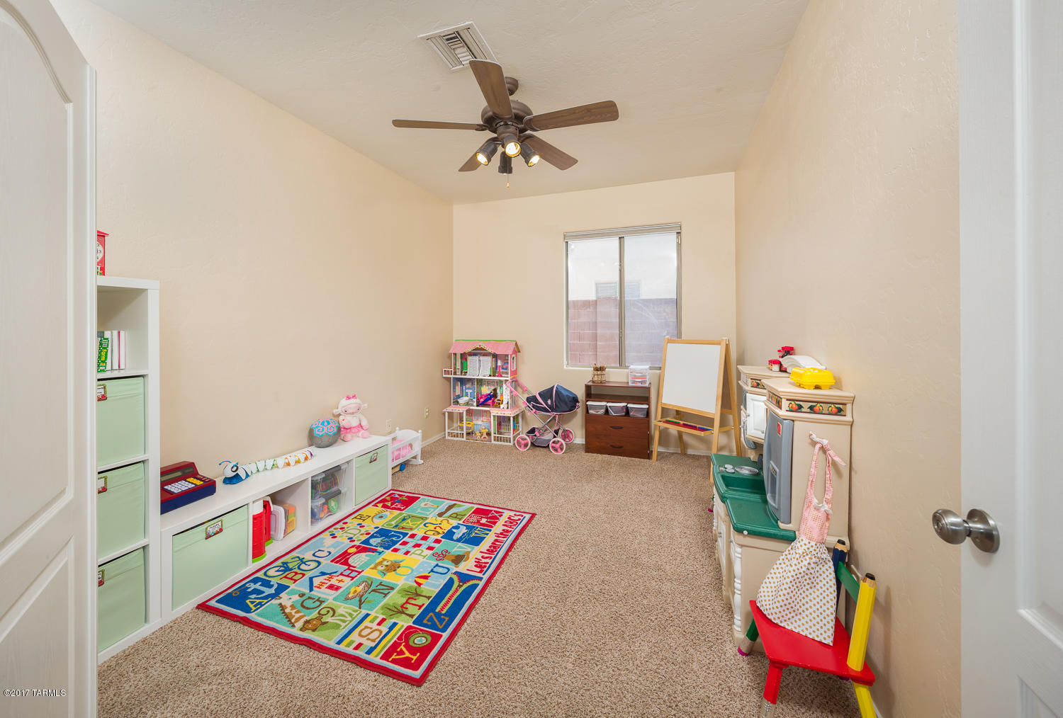 Marquette Place (1-44) - Residential