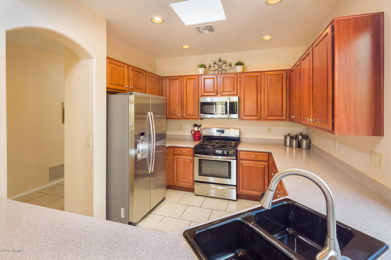 Marquette Place (1-44) - Residential