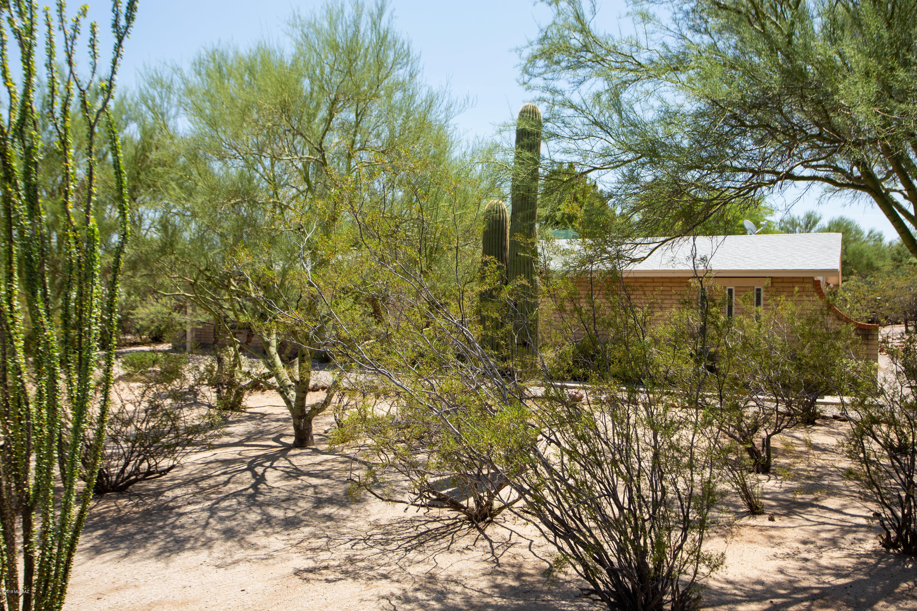 Rancho Del Este (1-128) - Residential