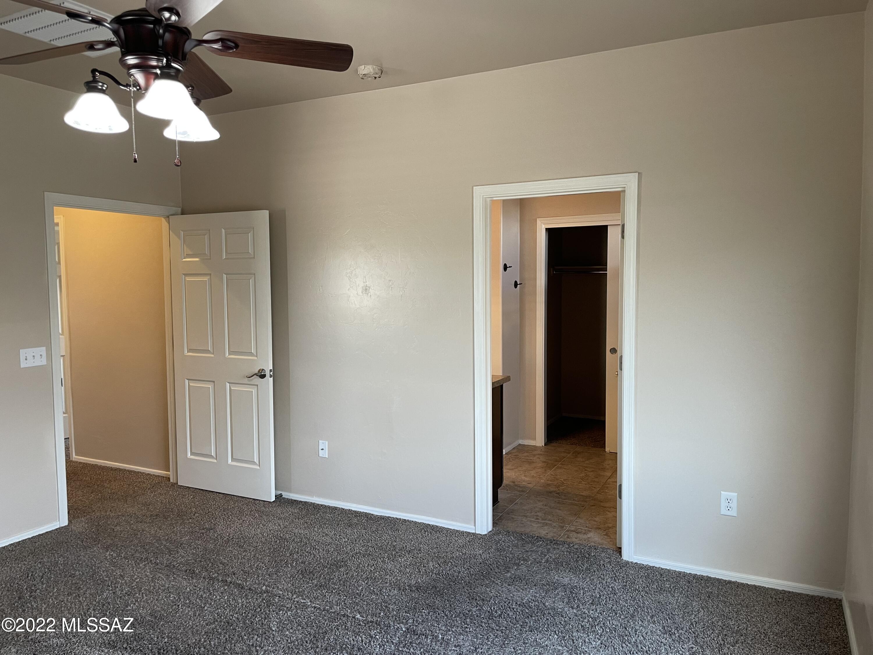 Valencia Reserve South (1-315) - Residential Lease
