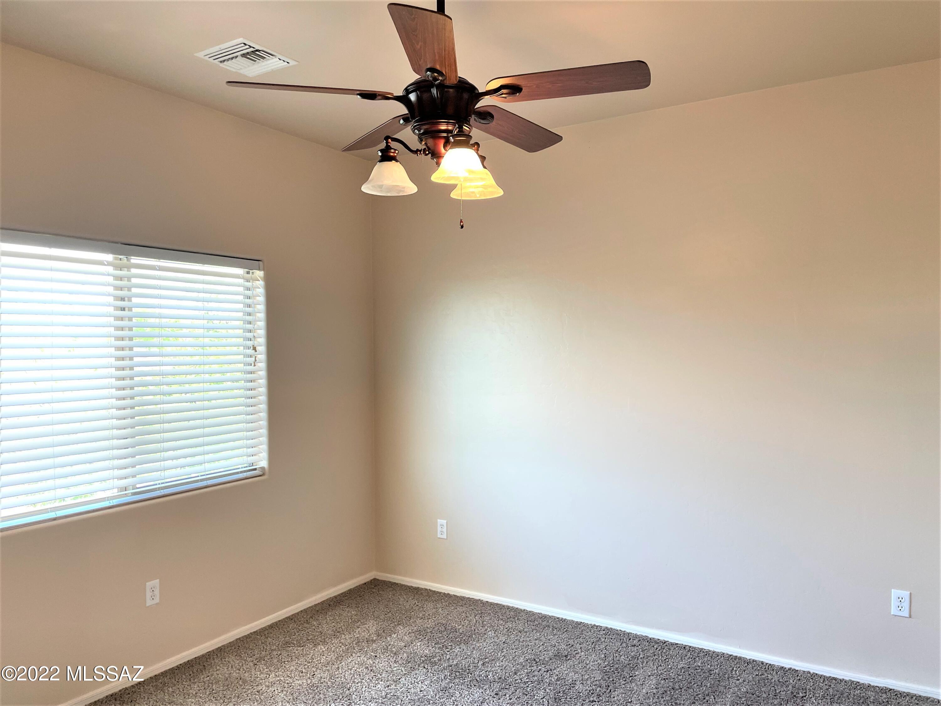 Valencia Reserve South (1-315) - Residential Lease