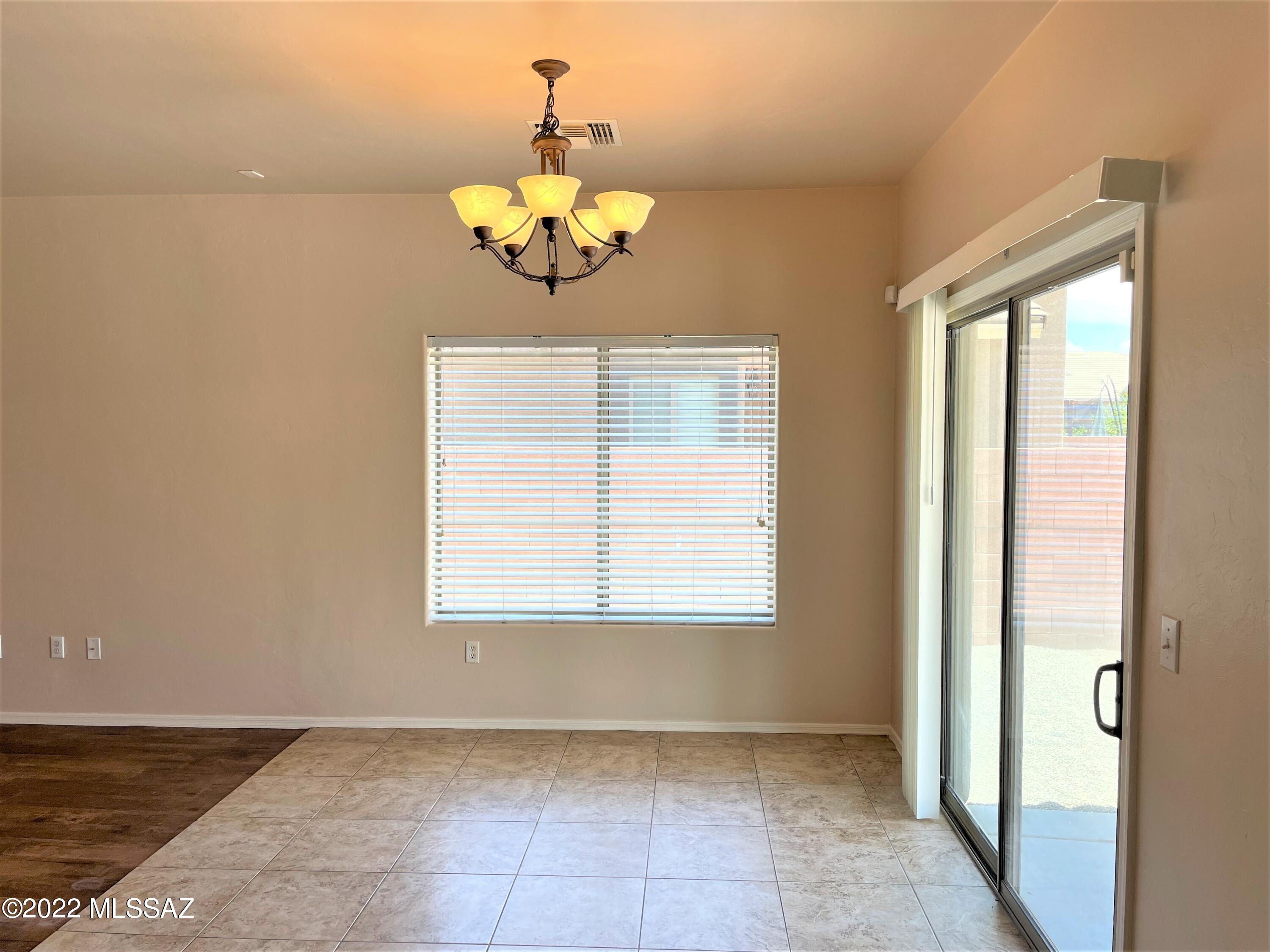Valencia Reserve South (1-315) - Residential Lease