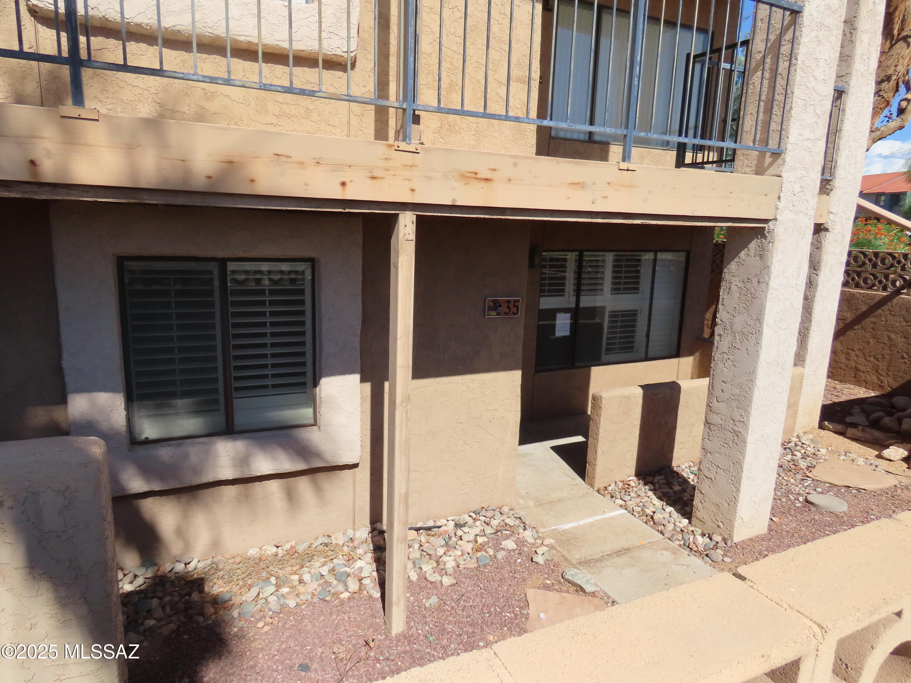 Las Casas Bellas Condo(54-112),(Bk1) - Residential