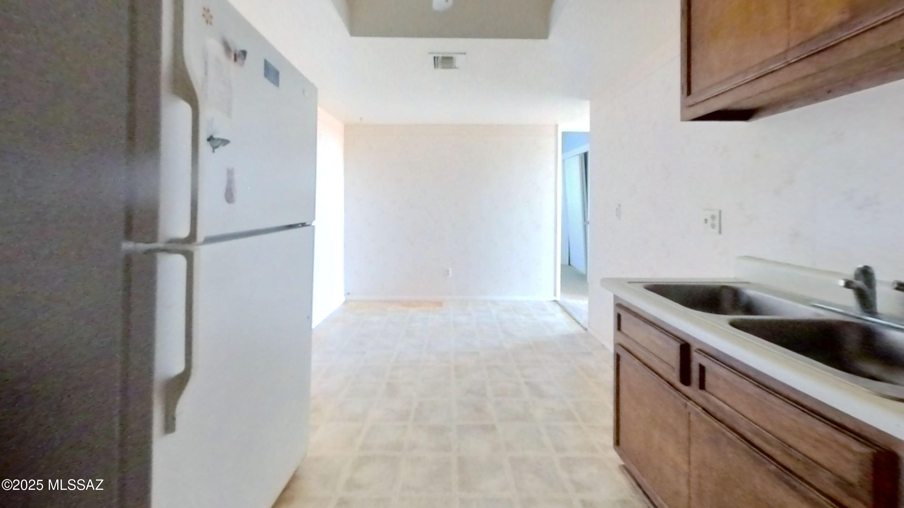 Las Casas Bellas Condo(54-112),(Bk1) - Residential