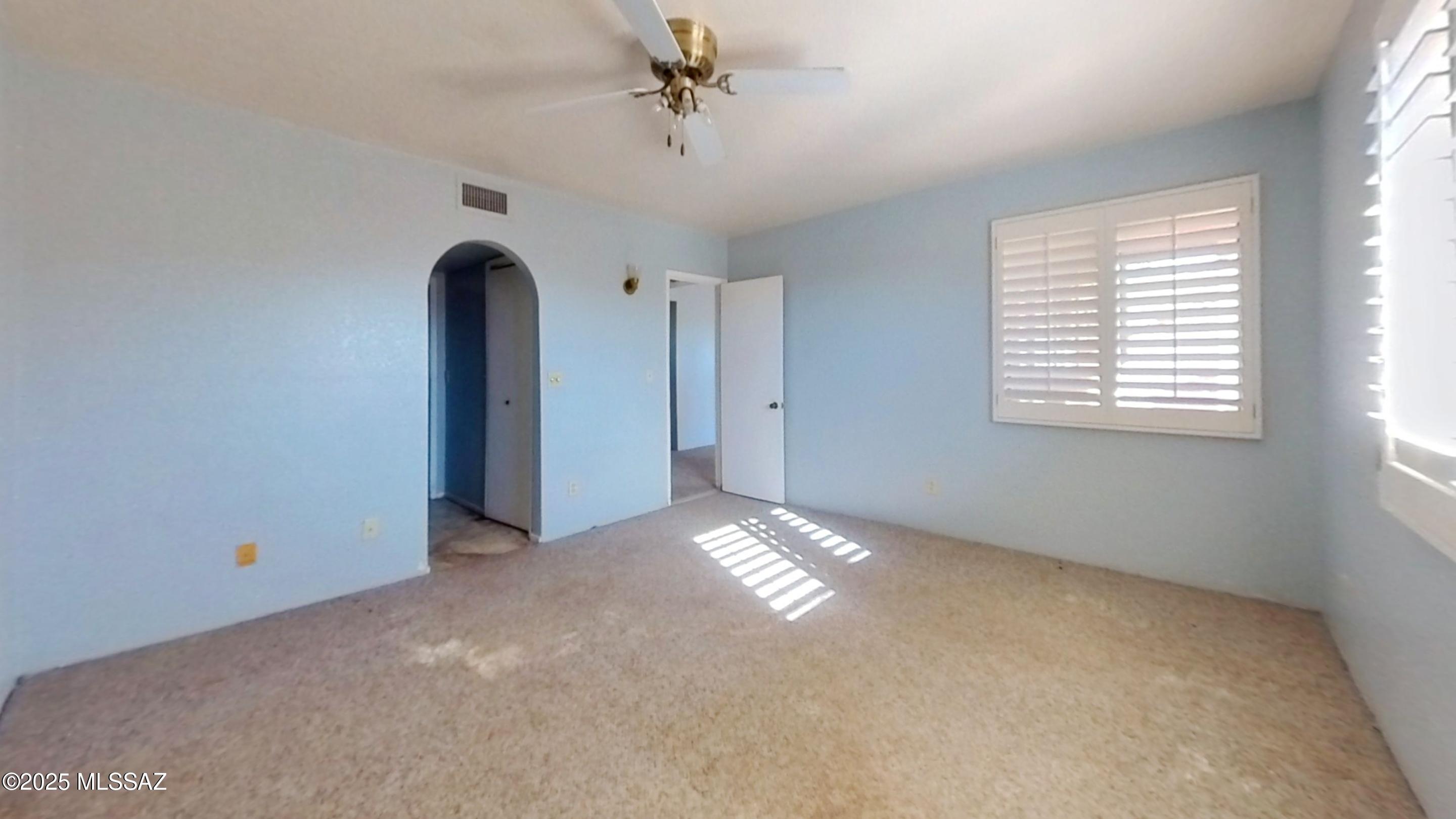 Las Casas Bellas Condo(54-112),(Bk1) - Residential