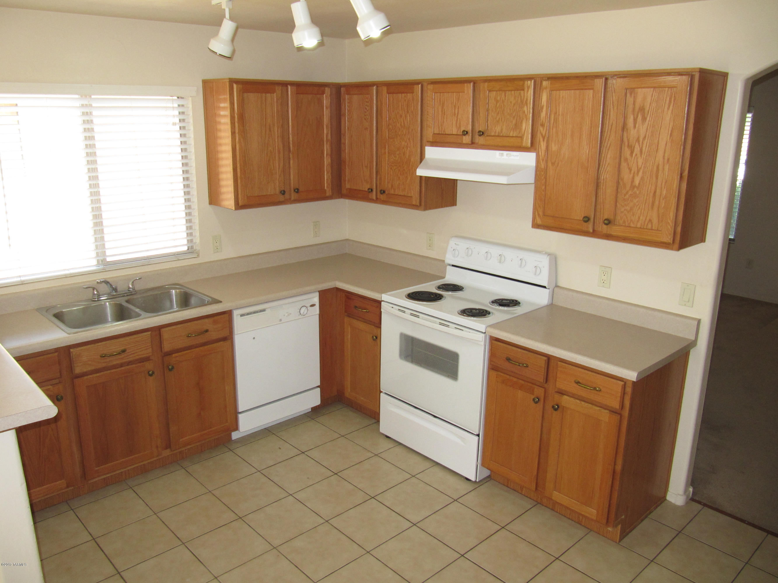 Pantanos Edge - Residential Lease