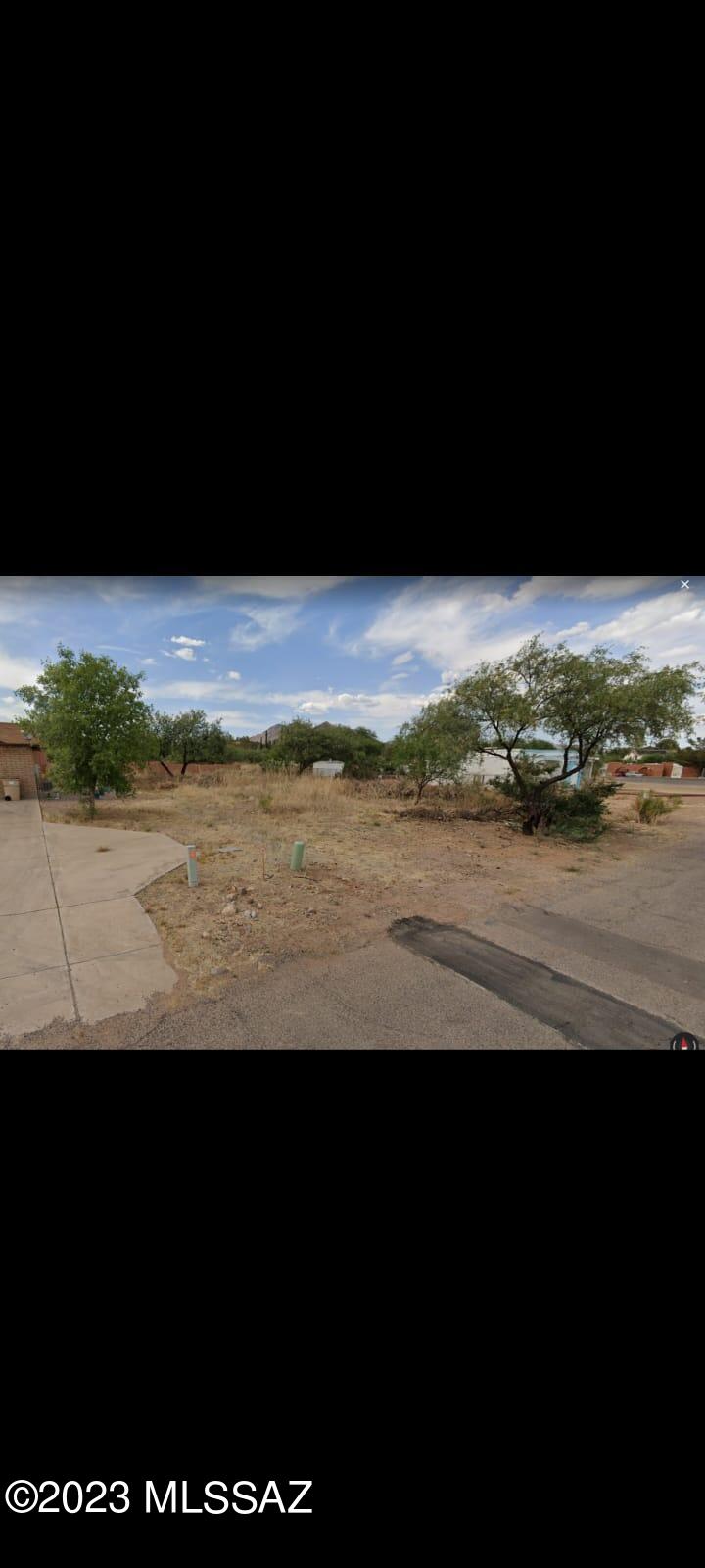 Perfect Land-Lot ready to build you're brand new home. Has all utilities on the street, sewer connected. 5 Minute walk to Rio Rico Gym and walking trails!!