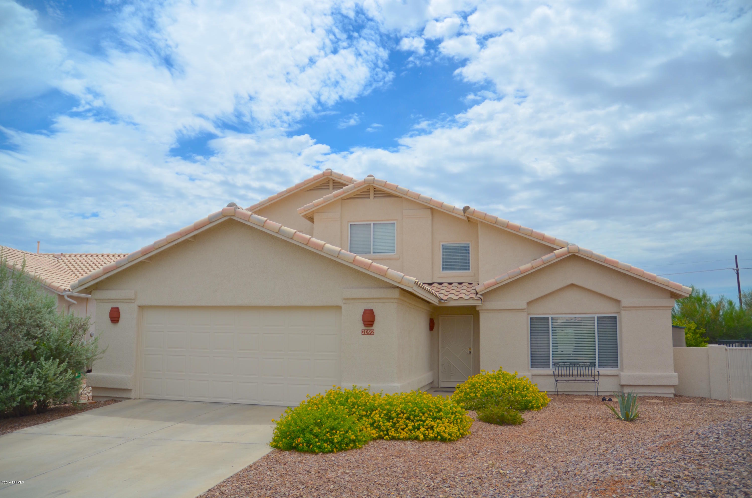 This meticulously maintained & freshly painted 3br/2.5ba home in the Canada Hills golf community sits on one of the largest lots available - a fully landscaped 1/4 acre.  Big ground floor master suite, complete with garden tub, separate shower, dual vanities and its own patio door. New stainless steel appliances (with fridge included) and breakfast nook in large peninsula kitchen. Impressive centerpiece staircase leads to 2 bedrooms, bonus loft and full upstairs bath. Rear yard features newer sparkling pool w/ spa & waterfall, covered patio, built-in BBQ, basketball court, and dog run.