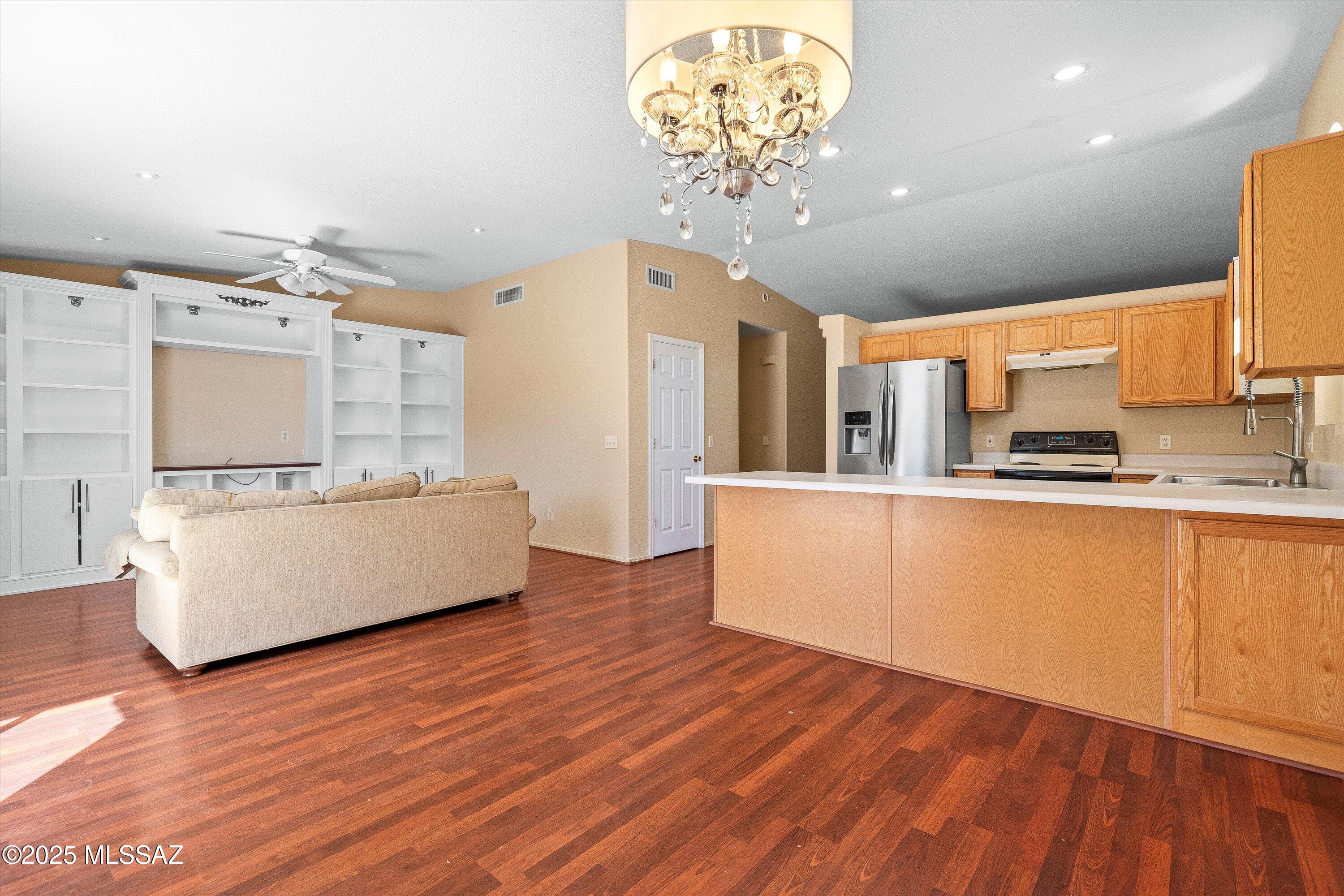 Fairway Groves (288-340) - Residential