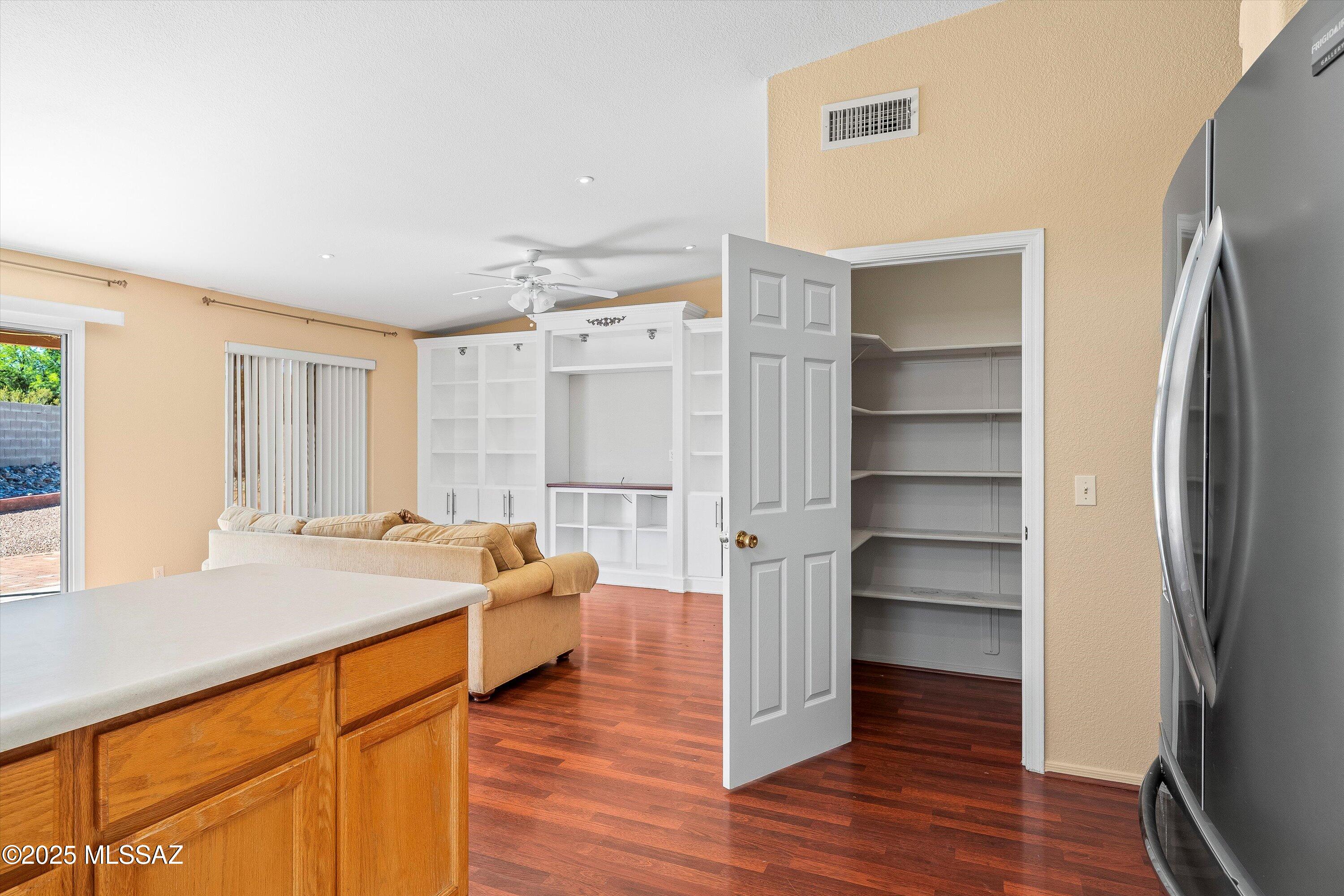 Fairway Groves (288-340) - Residential