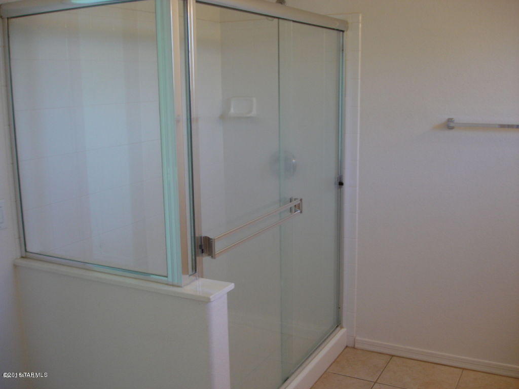 Presidio De Cancion (1-200) - Residential Lease