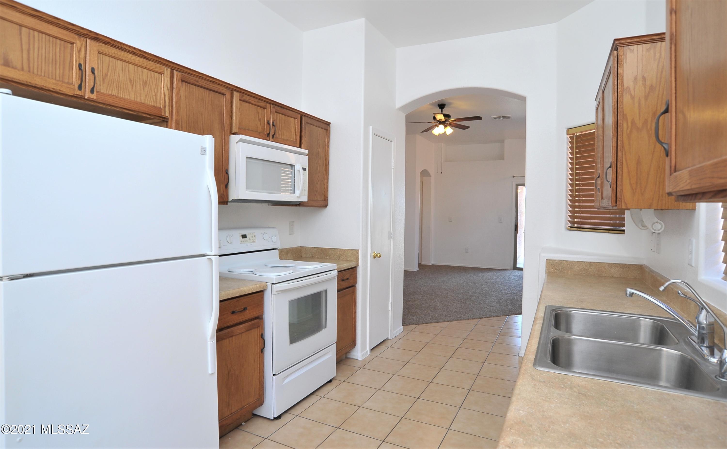 Tres Pueblos - Residential