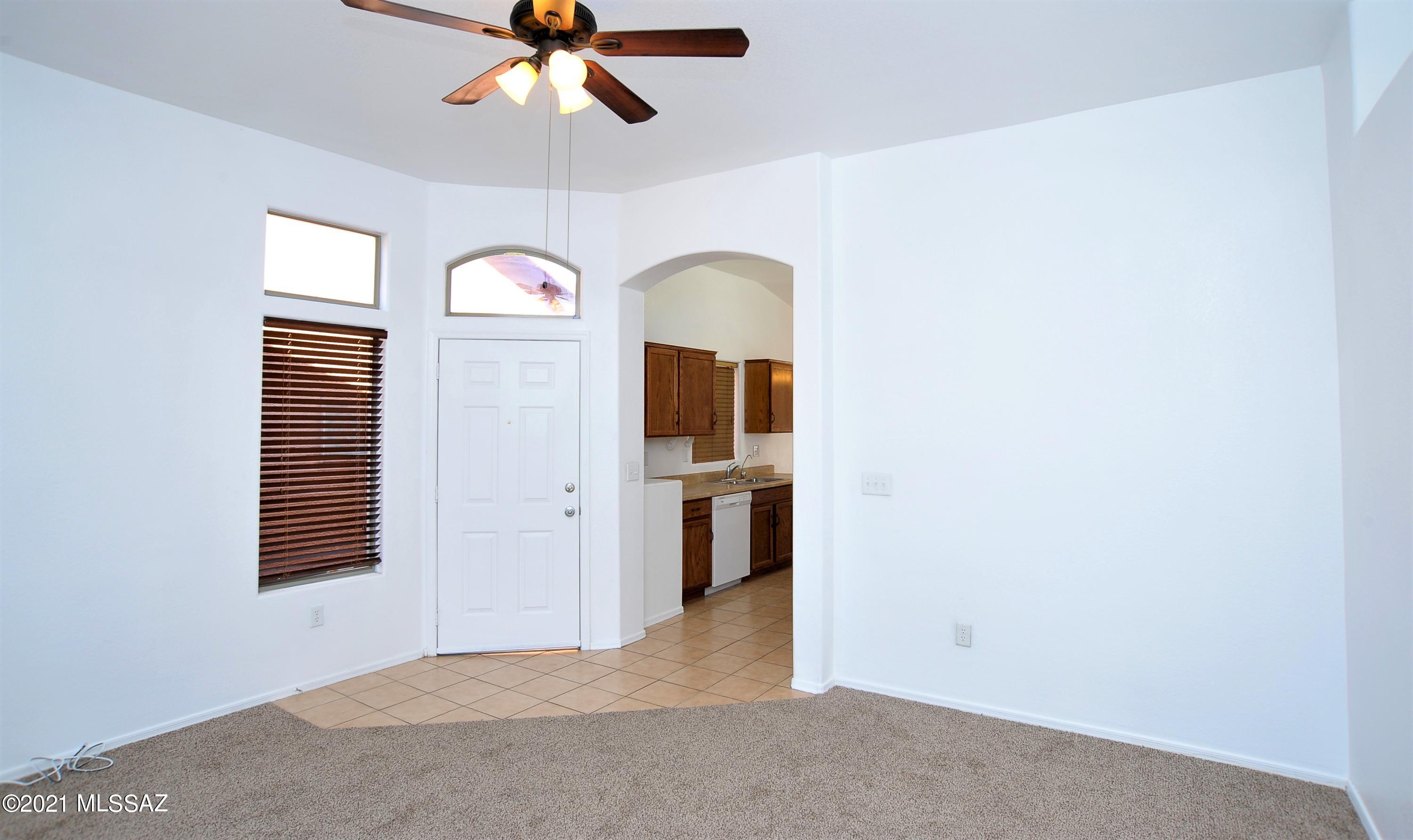 Tres Pueblos - Residential