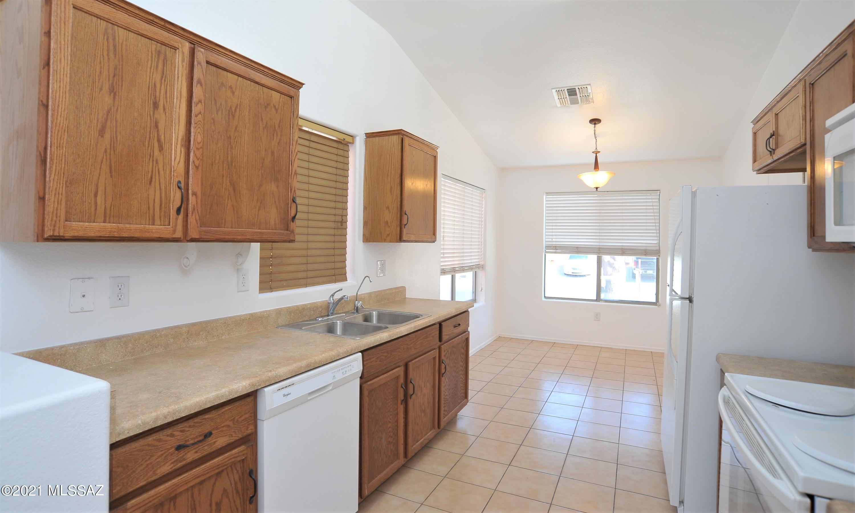 Tres Pueblos - Residential