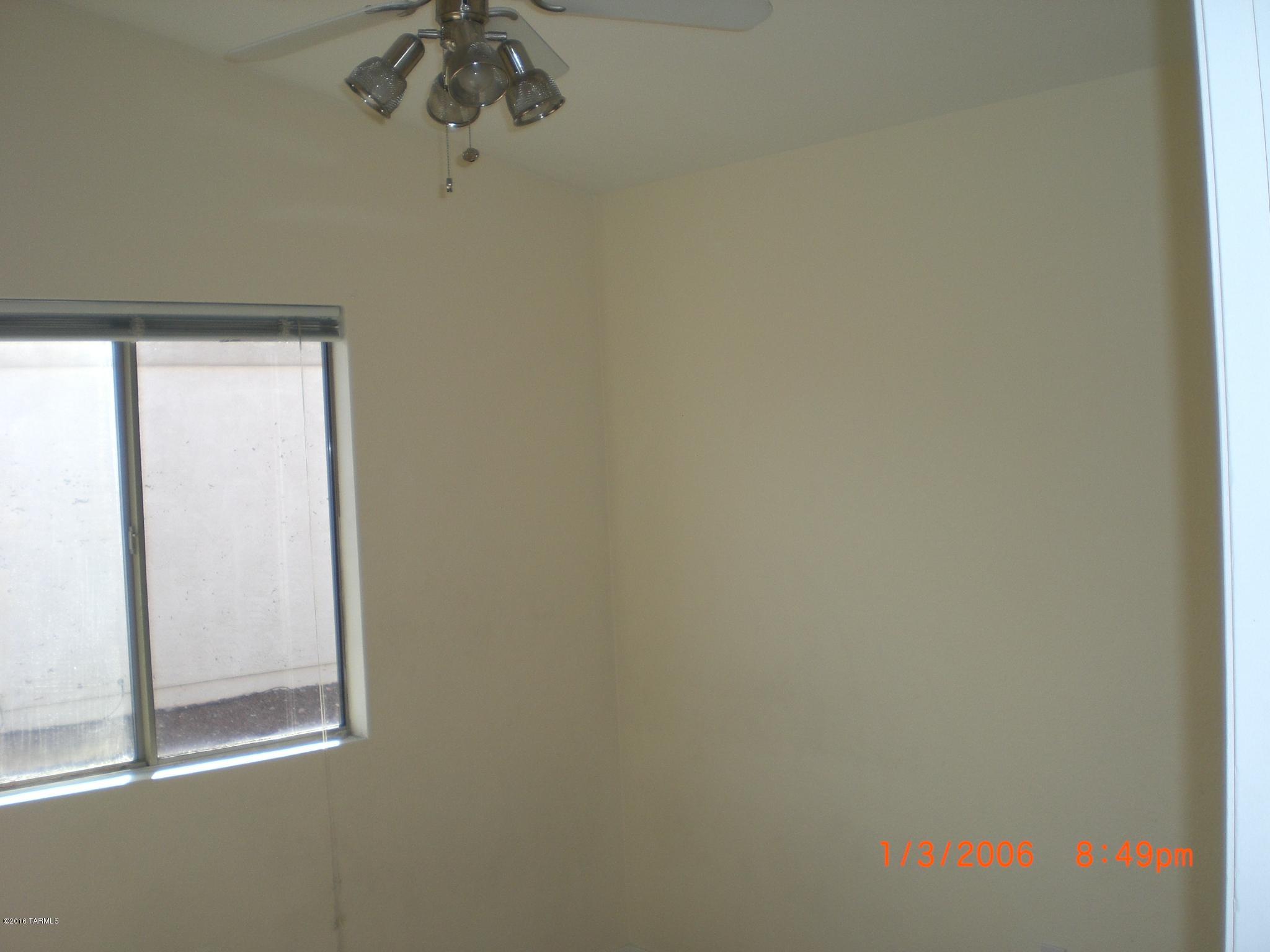 Diamond Key At Rita Ranch NO. 2 (1-67) - Residential Lease