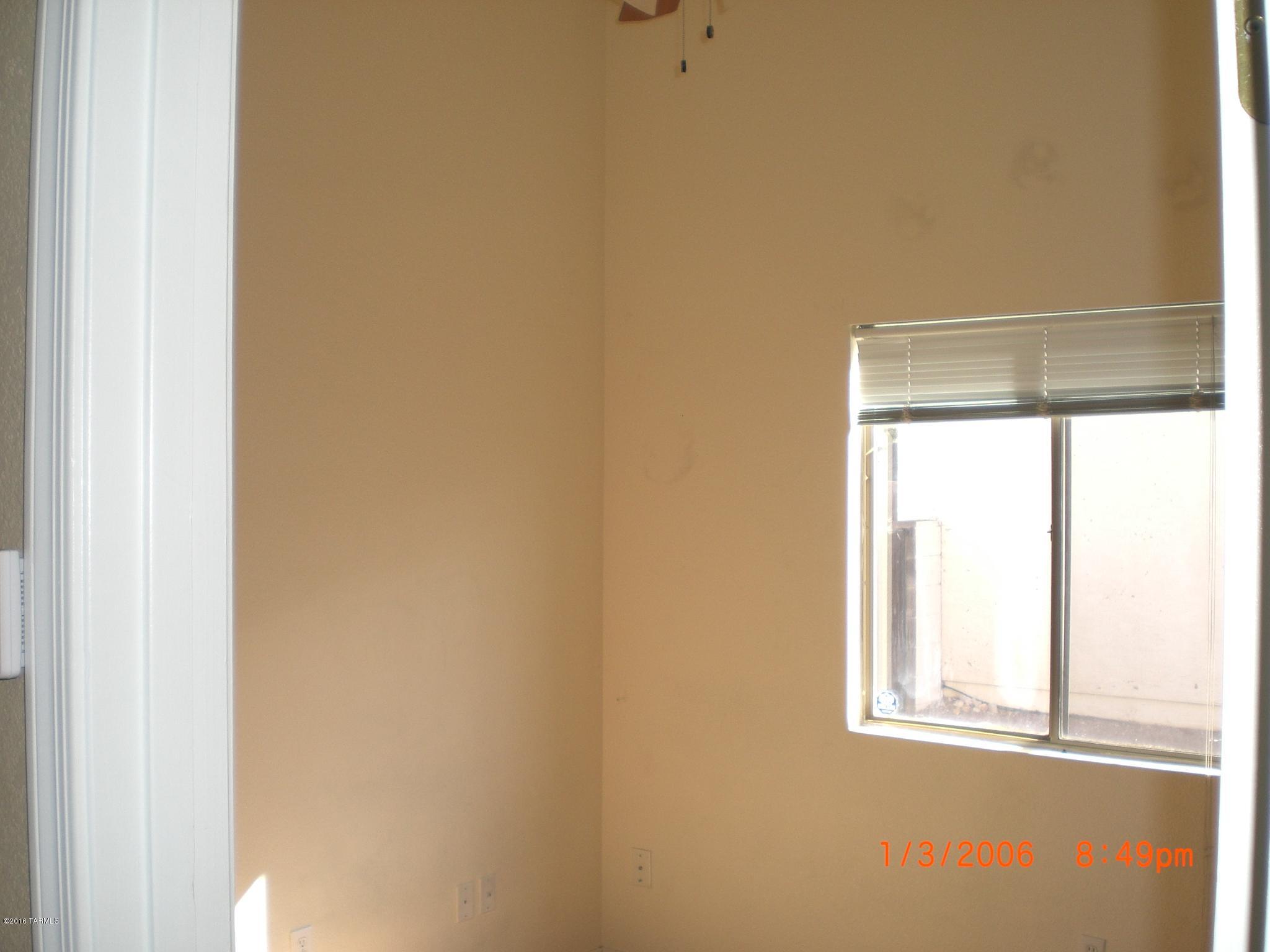 Diamond Key At Rita Ranch NO. 2 (1-67) - Residential Lease