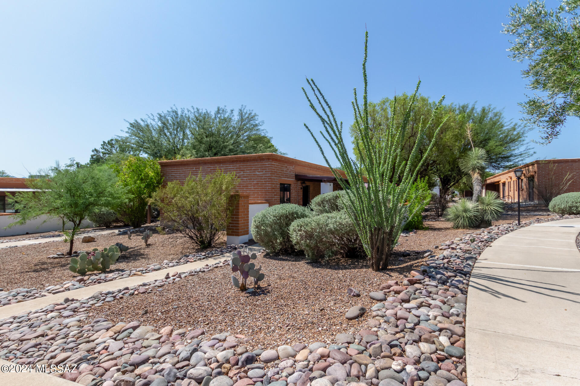 Welcome to the desirable Community of Haven West! This fully remodeled home including all new electrical and windows features an inviting living/dining room adorned with soothing paint tones complemented by wood look vinyl flooring. The kitchen is outfitted with stainless steel appliances, quartz counters, a mosaic tile backsplash, white cabinetry, double oven and pantry. This fully furnished end unit features it's own washer and dryer, and sits back from a beautiful cul-de-sac. Take advantage of GVR as well as the community's refreshing pool, great for year-round entertainment. It is conveniently located near shopping and dining spots and has efficient highway access. Don't miss out!