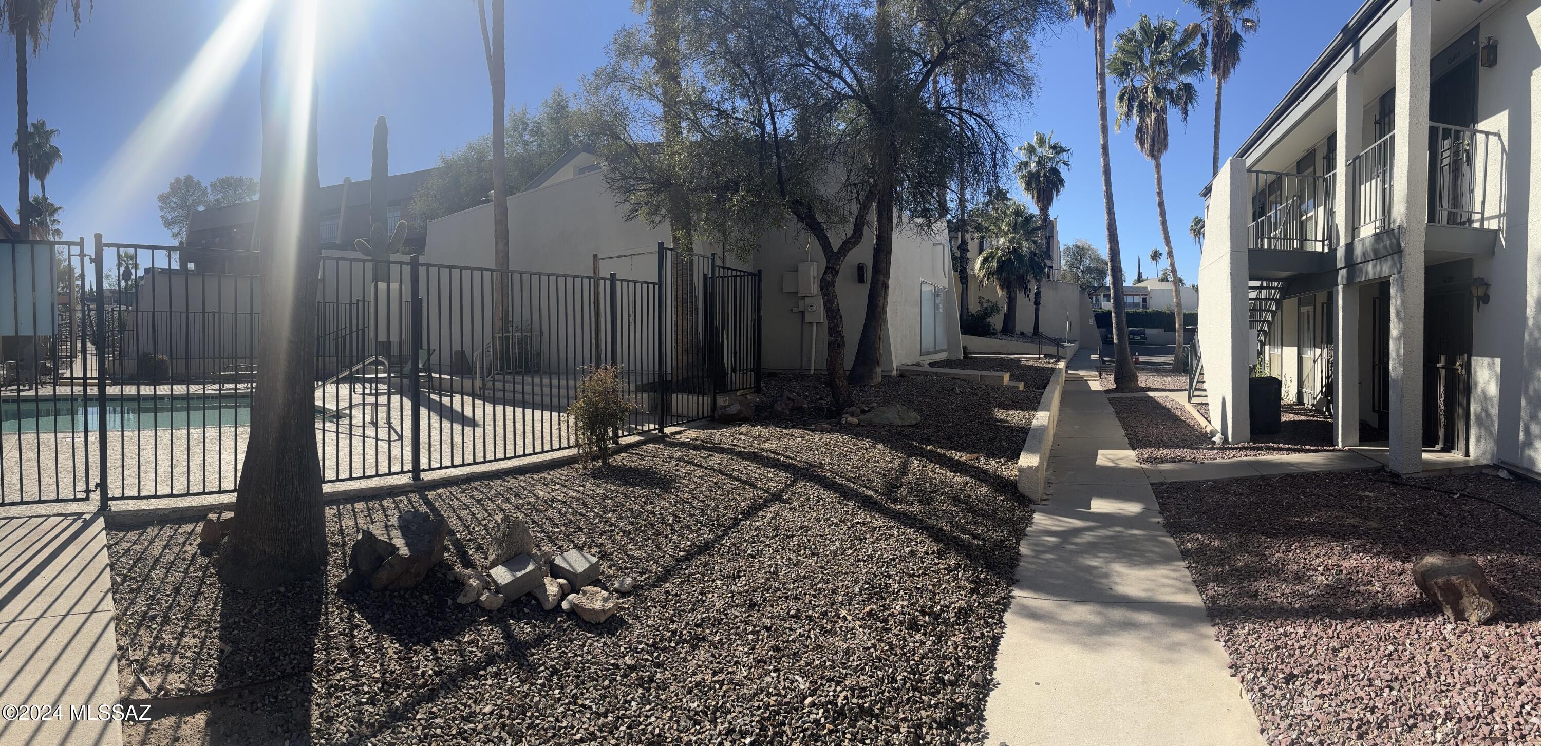 This charming 1 bed 1 bath  condo features a spacious bedroom with a walk-in closet, new flooring, and a cozy fireplace. Enjoy a beautiful view overlooking the pool. 

Conveniently located near bus lines, shopping, dining, and emergency services, this unit offers both comfort and convenience.