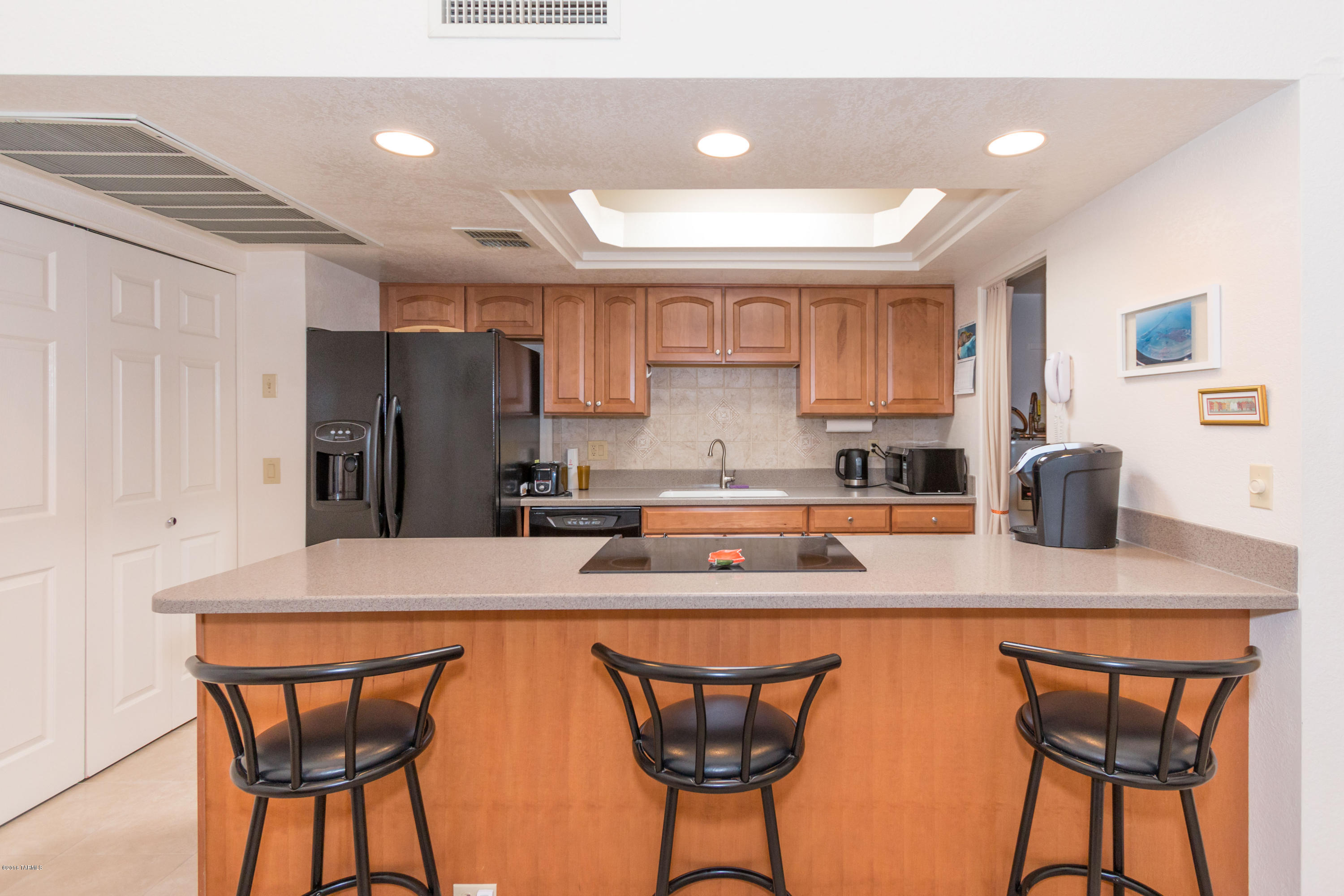 Casitas Real Condos. - Residential