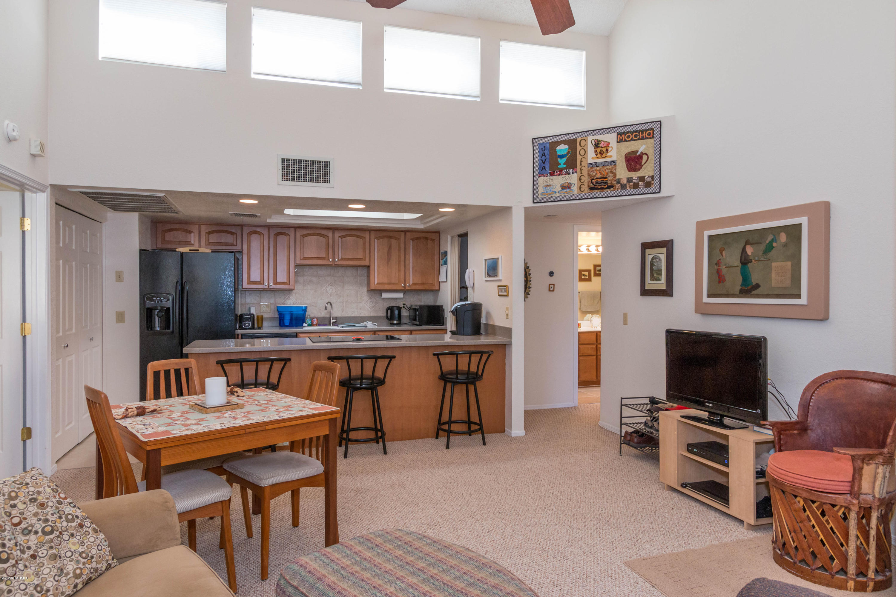 Casitas Real Condos. - Residential