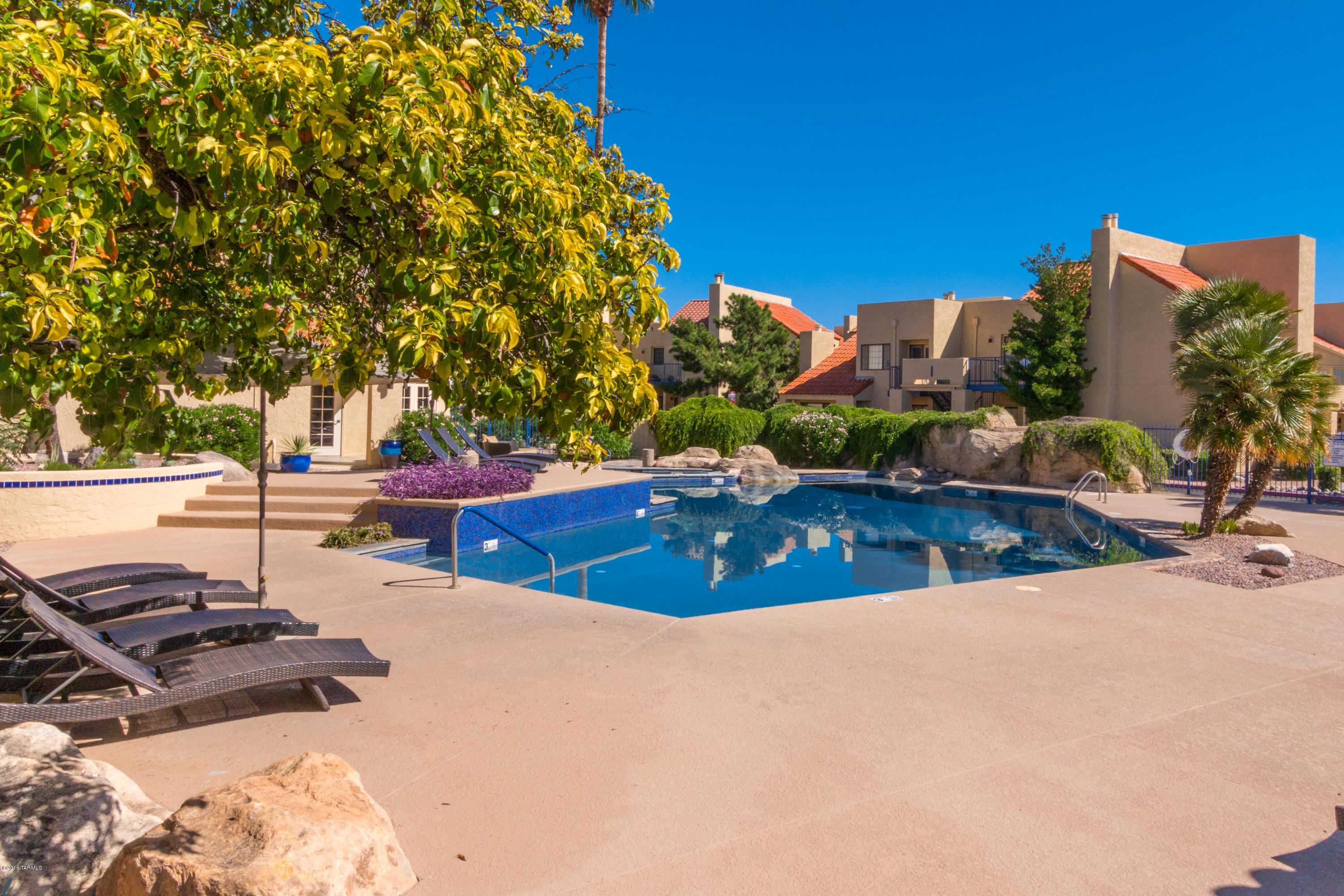 Casitas Real Condos. - Residential