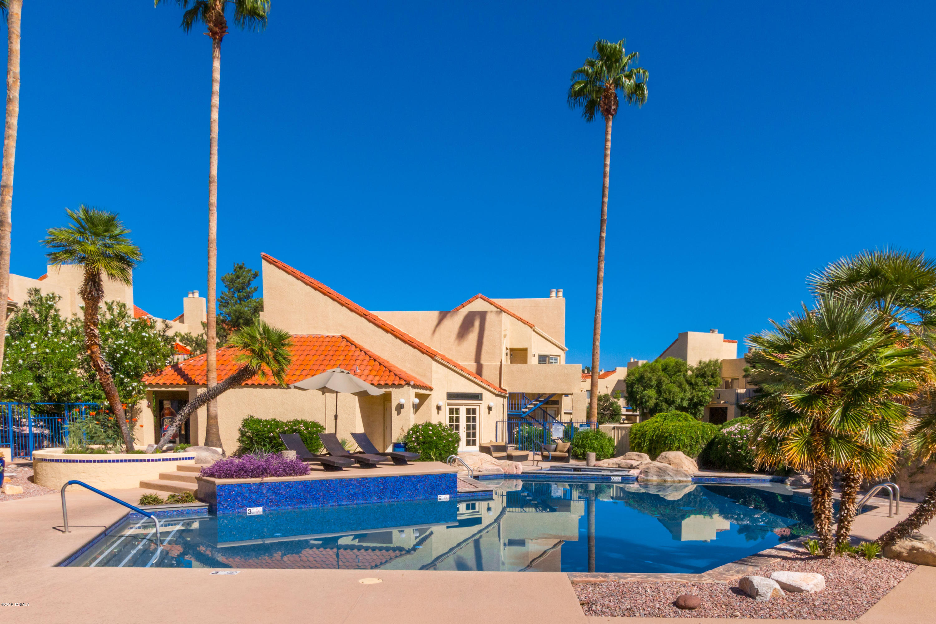 Casitas Real Condos. - Residential