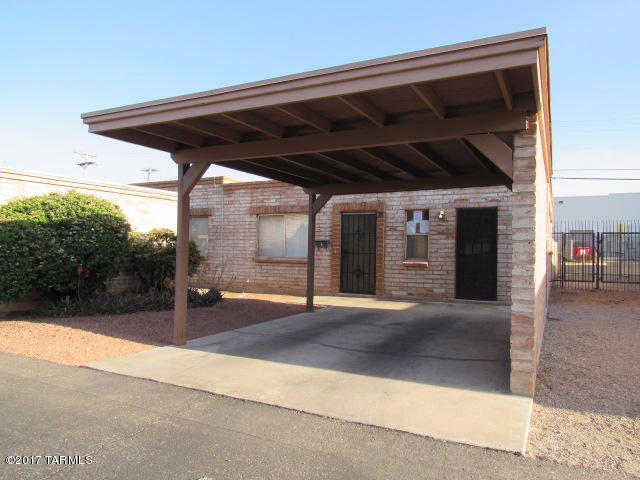 North Gate Town Houses (1) - Residential