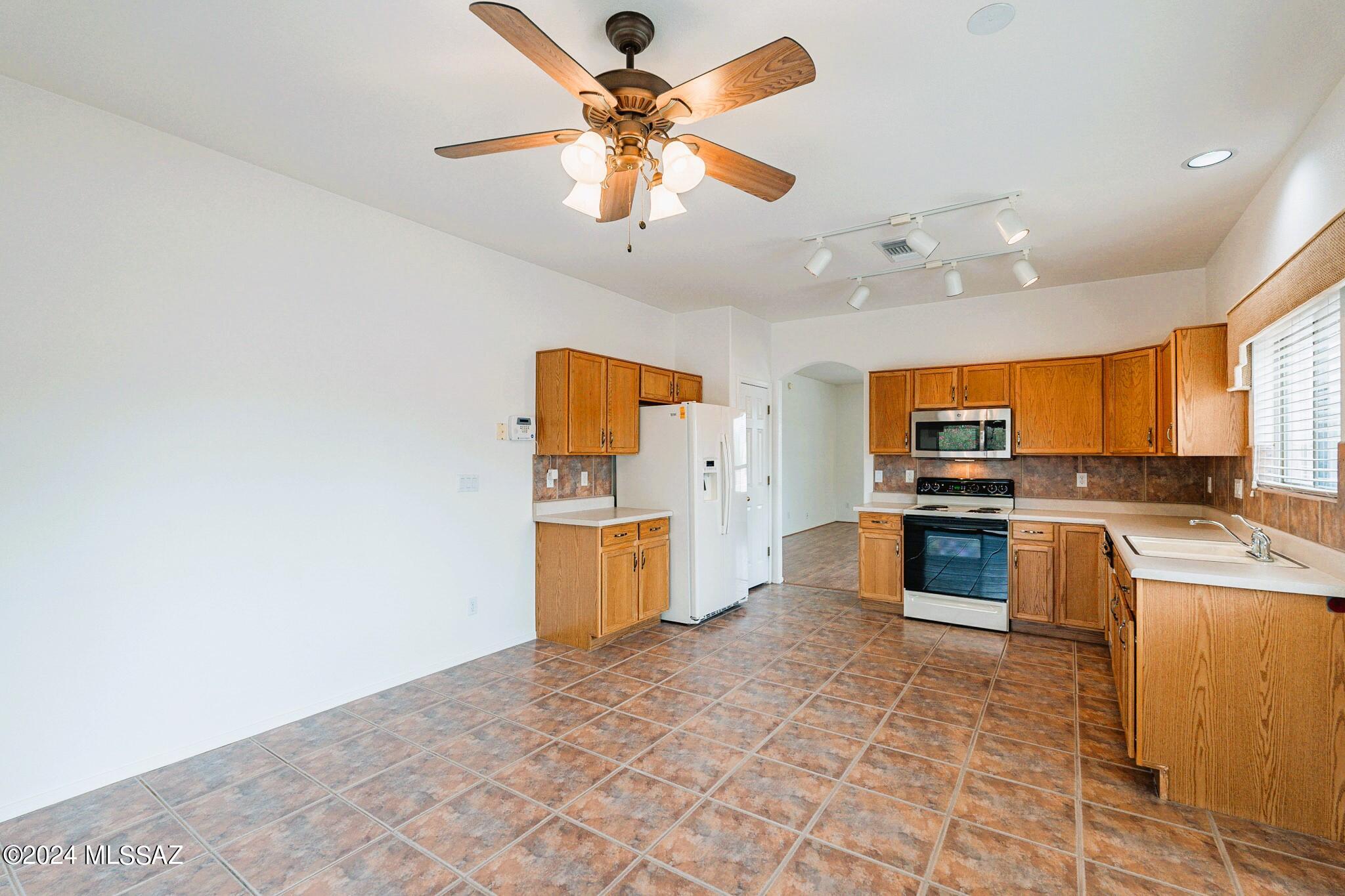 Sonoran Meadows (1-22) - Residential