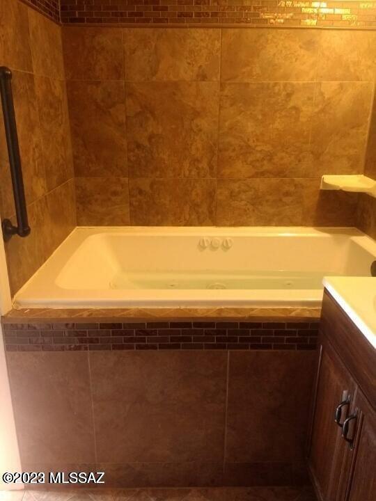 Miracle Mile Manor - Residential Lease