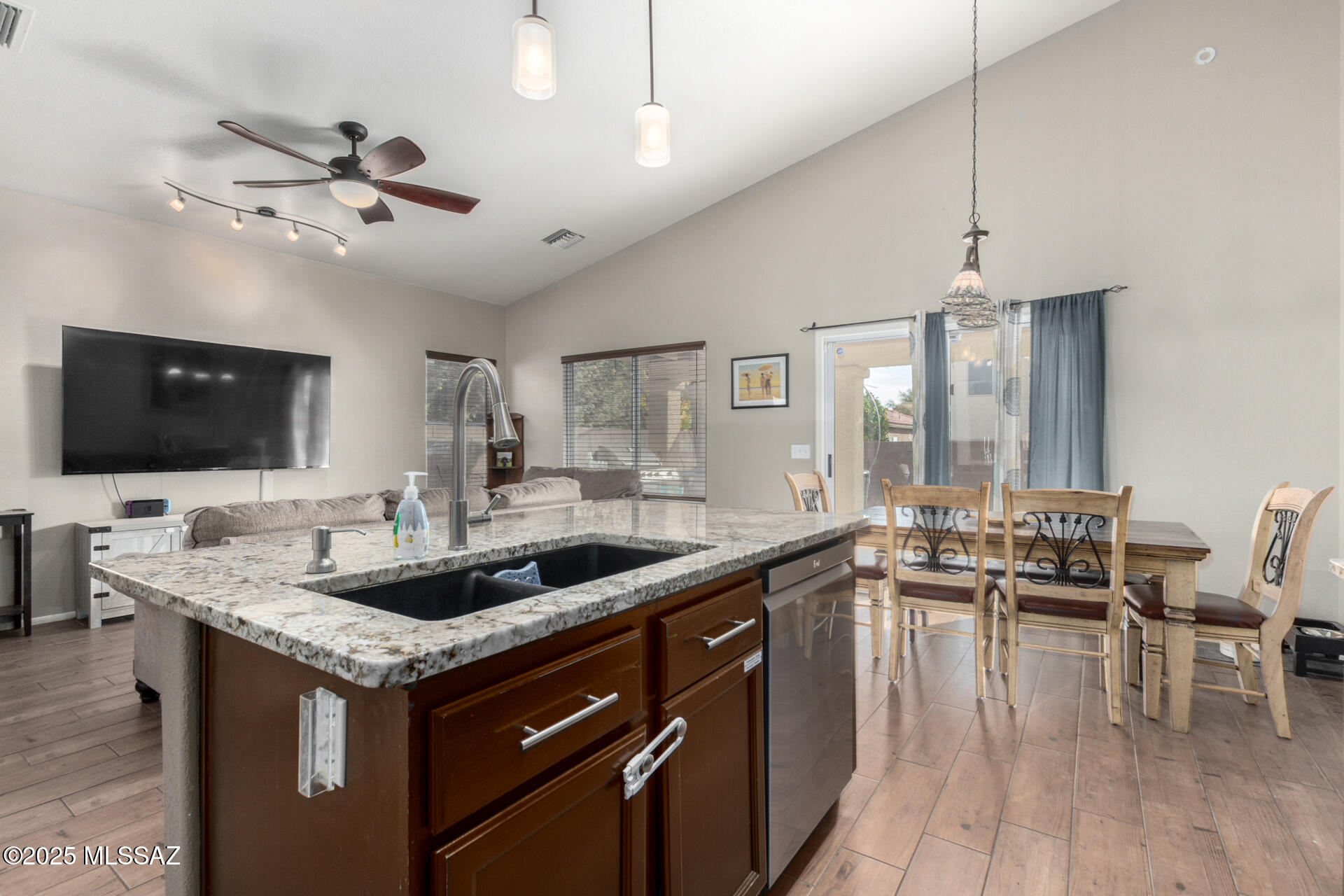 Silver Pass (1-276) - Residential