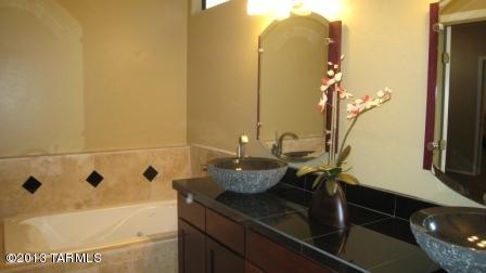 Wilton Commons (1-9) - Residential Lease